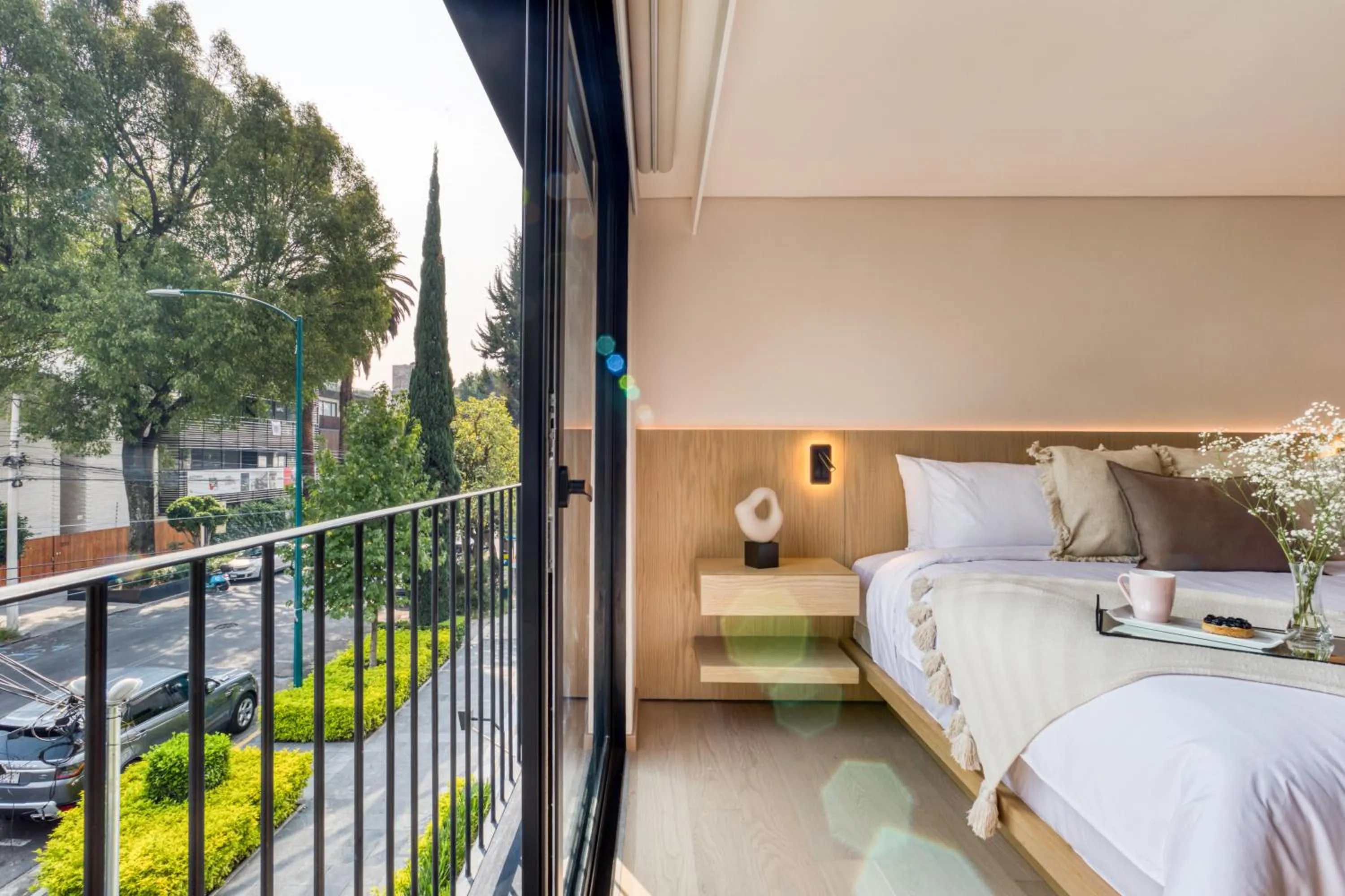 Bed in ULIV Edgar Allan Poe