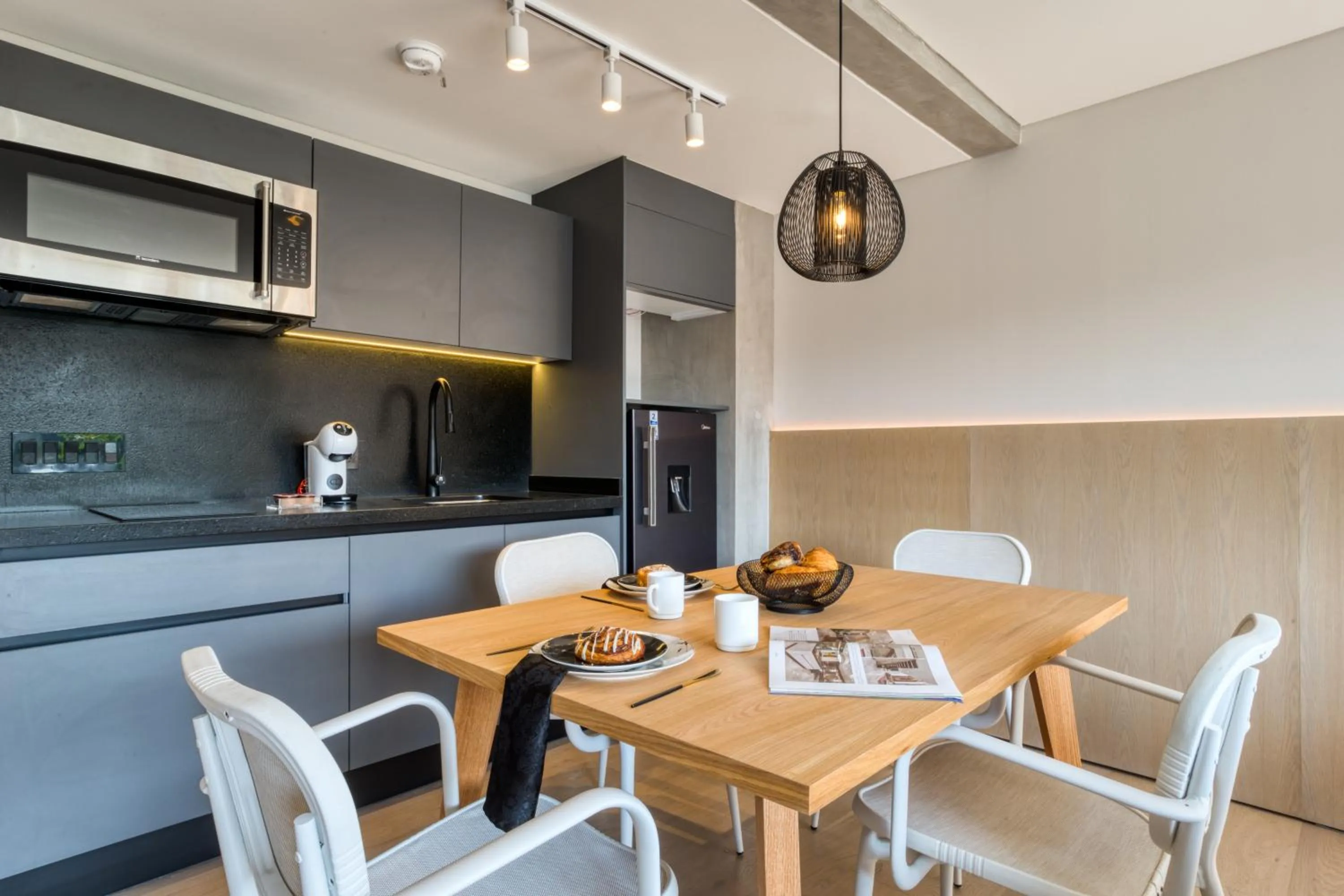 Coffee/tea facilities in ULIV Edgar Allan Poe