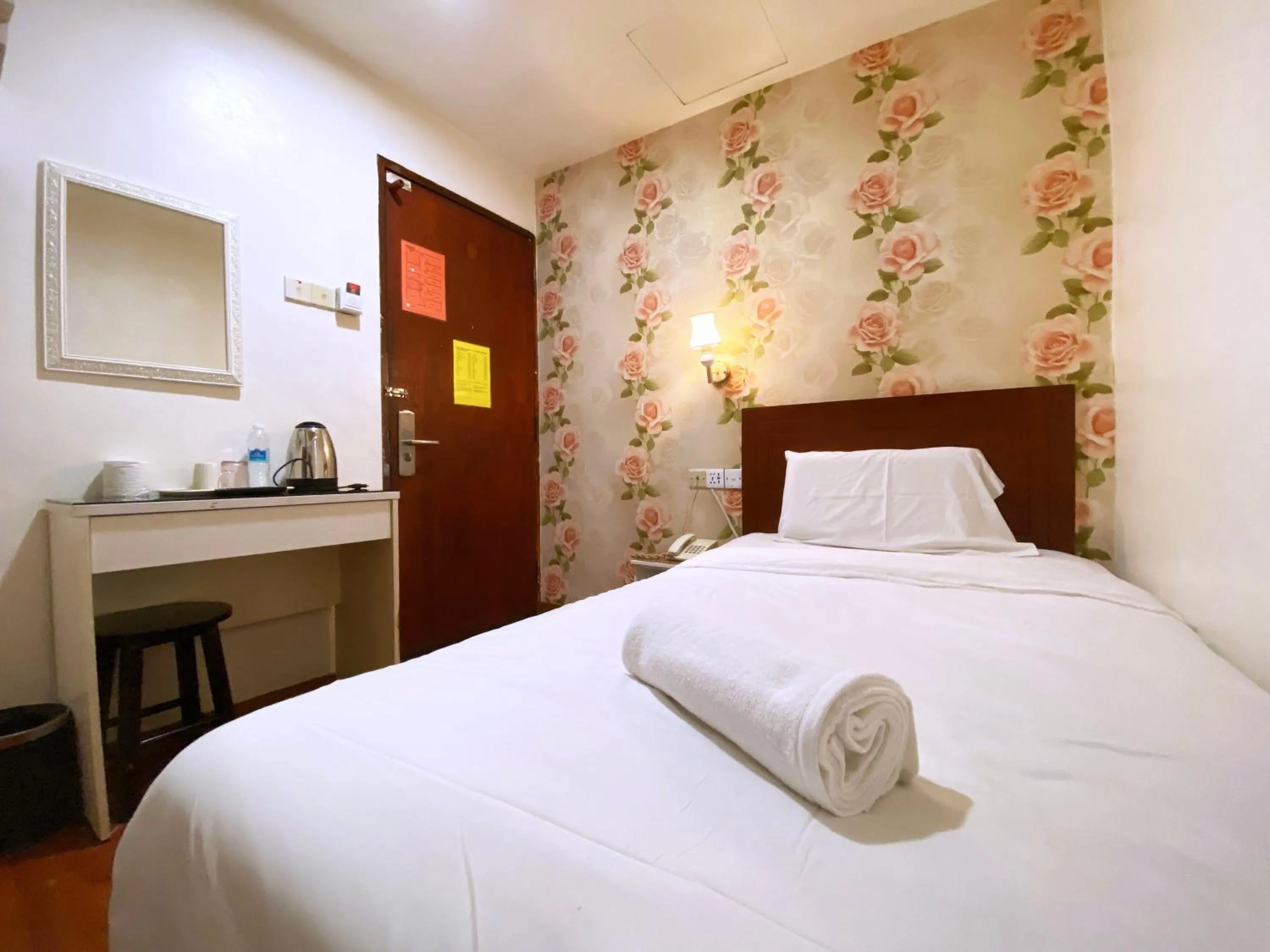 MR Hotel Nusa Bestari