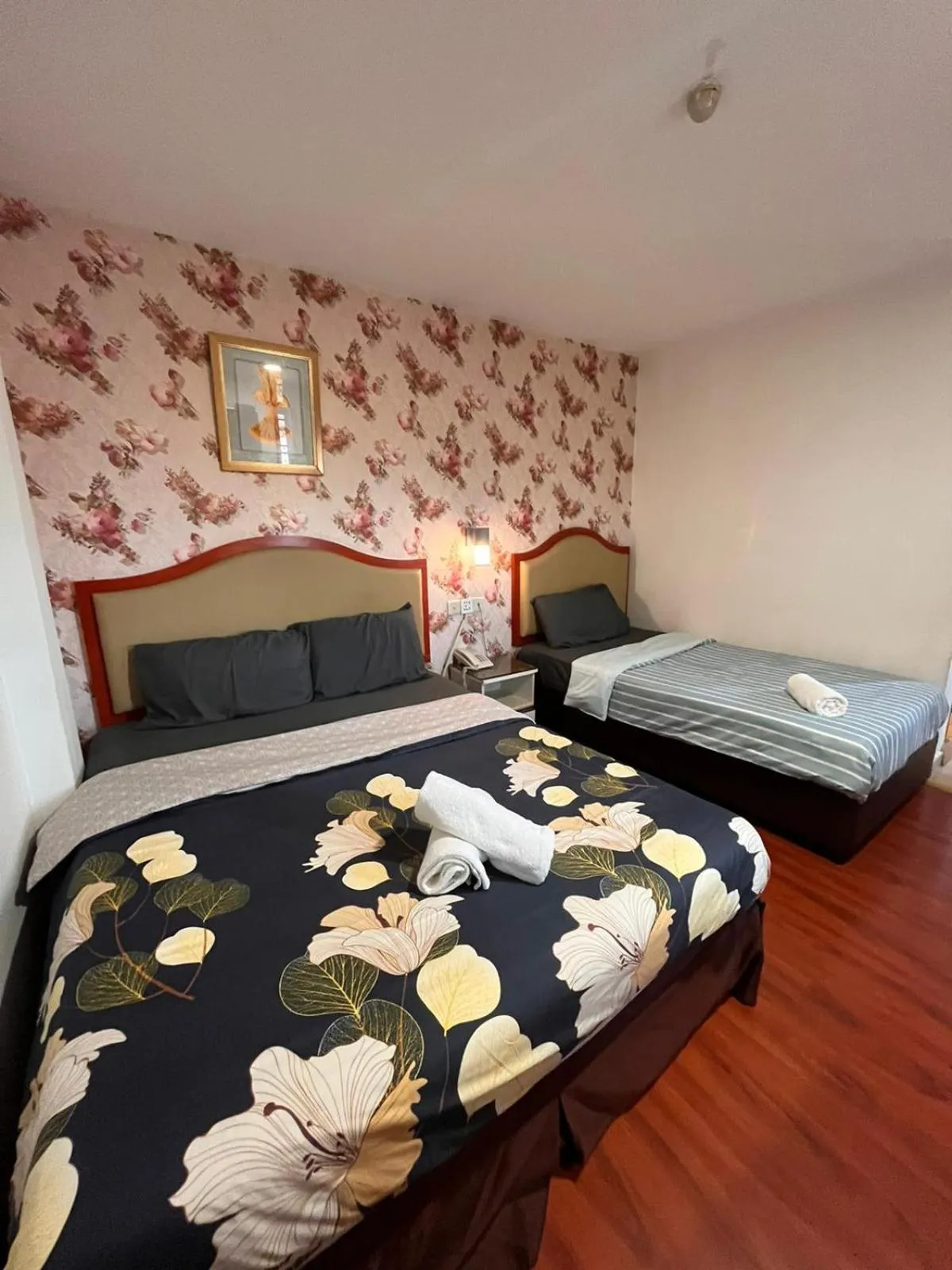 MR Hotel Nusa Bestari