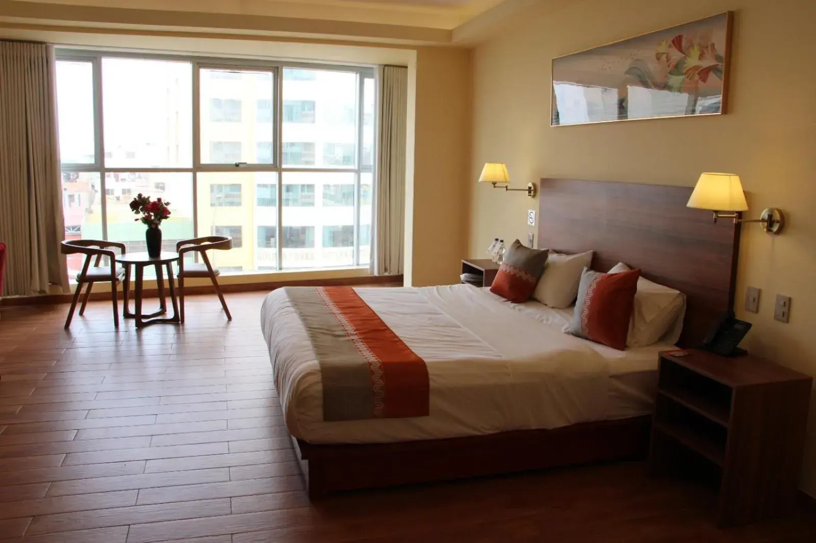 Deluxe Suite with Spa Bath in SM HOTEL Plus Deluxe Suite with Spa Bath in SM HOTEL Plus