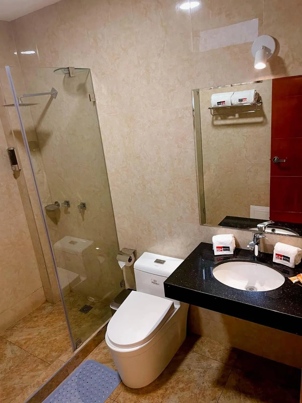 Shower in SM HOTEL Plus