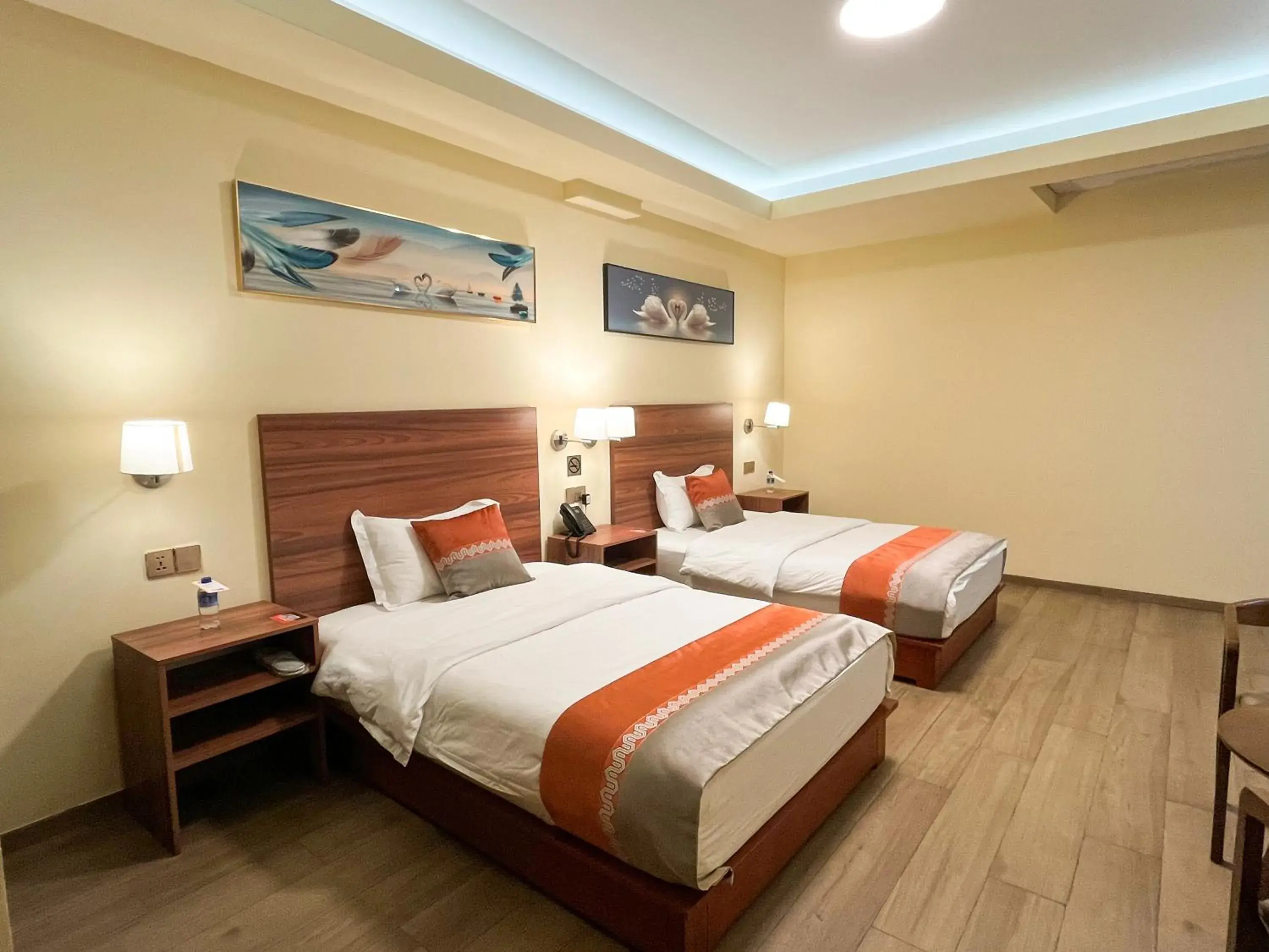 Double Room with Two Double Beds in SM HOTEL Plus Double Room with Two Double Beds in SM HOTEL Plus