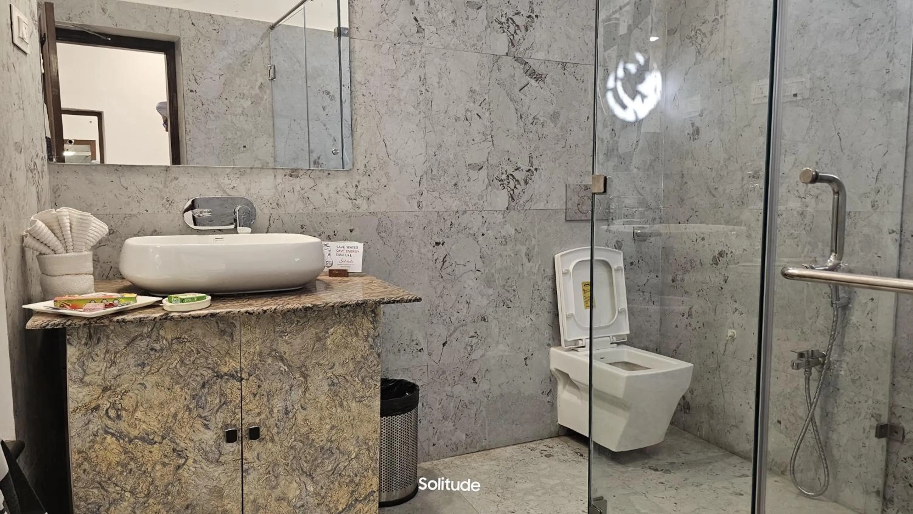 Shower in Solitude, The Boutique Hotel