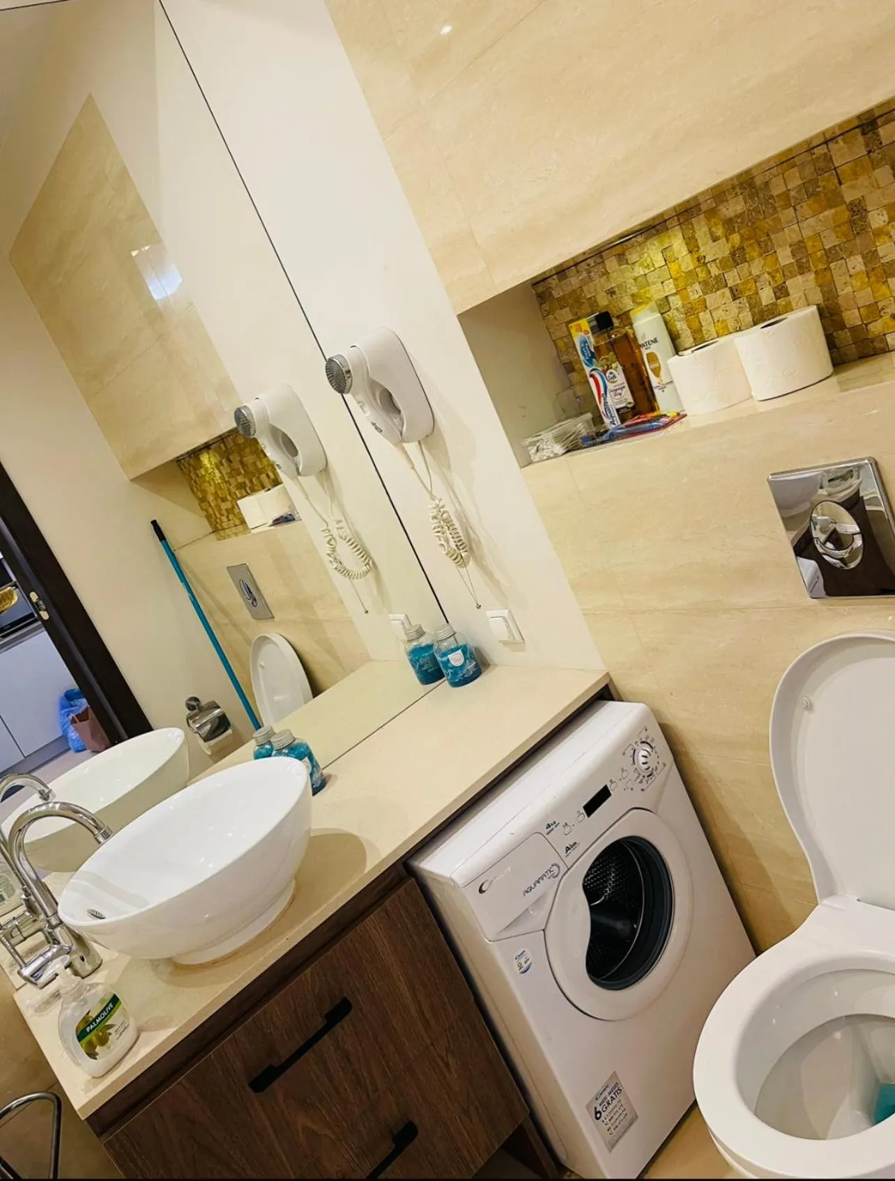 Bathroom in City Centre Platinum Towers Apartment