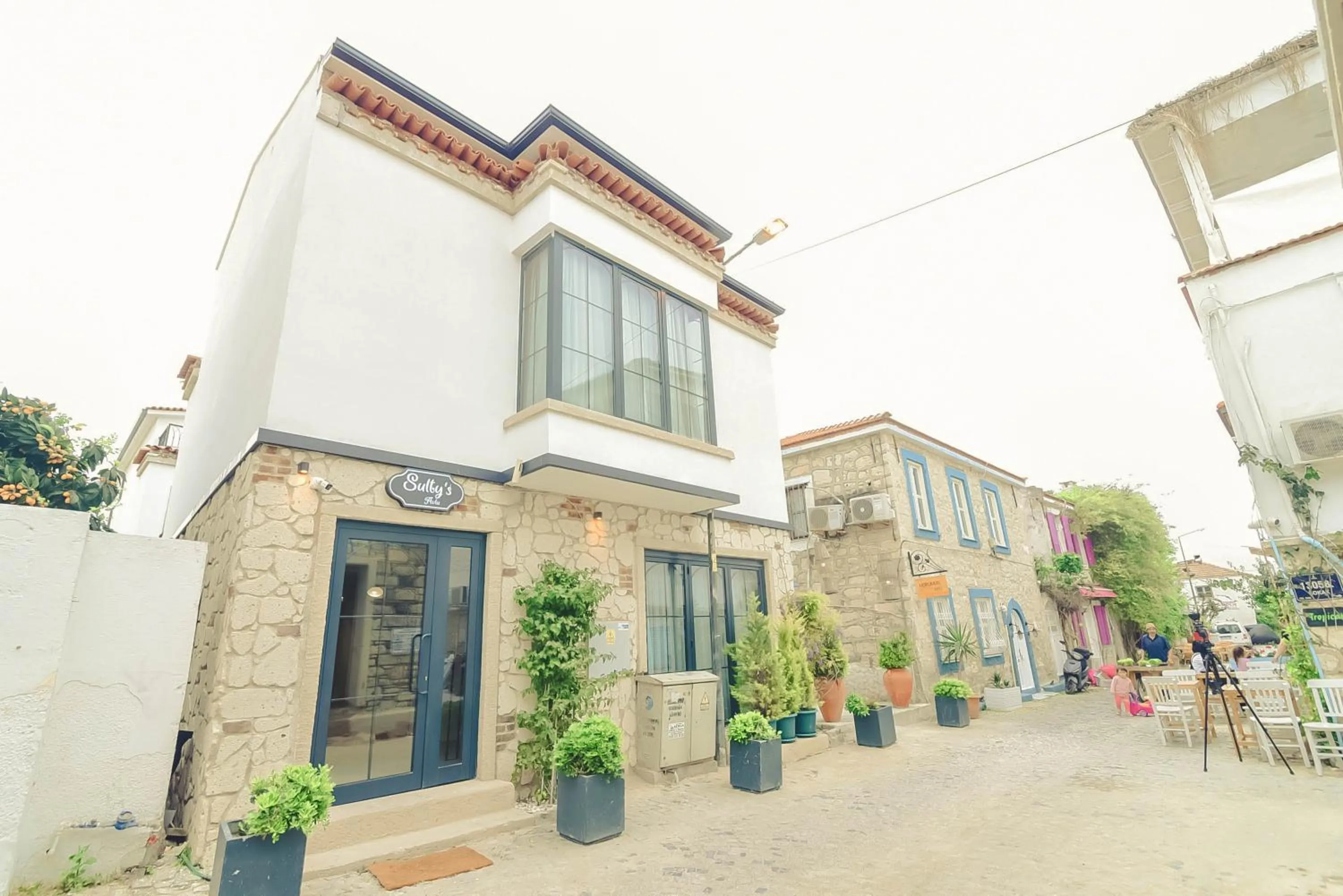 Property building in Sulty's Avlu