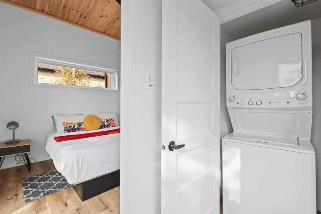 Bed in Initial / Mano / MSA