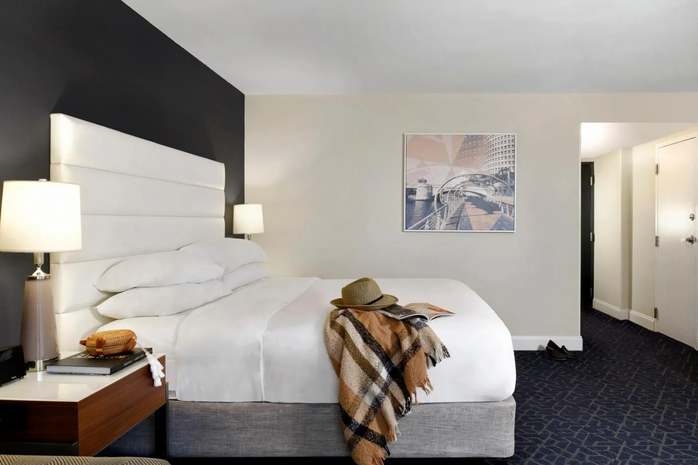 Bedroom, Bed in Hotel Tampa Riverwalk