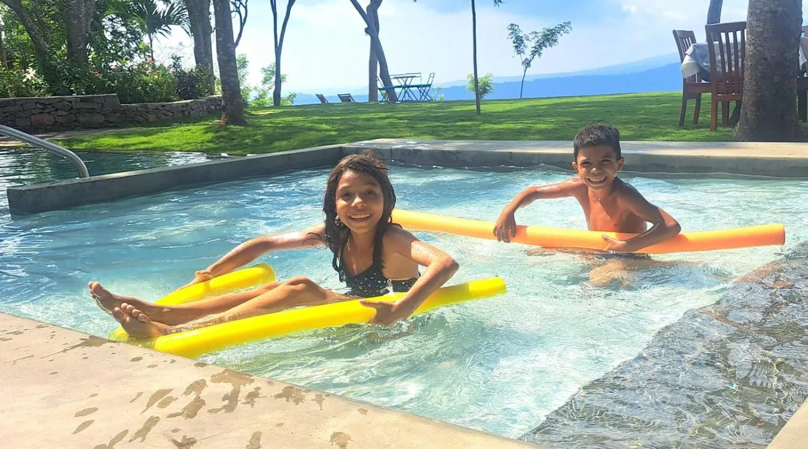 Swimming pool in El Guayacán