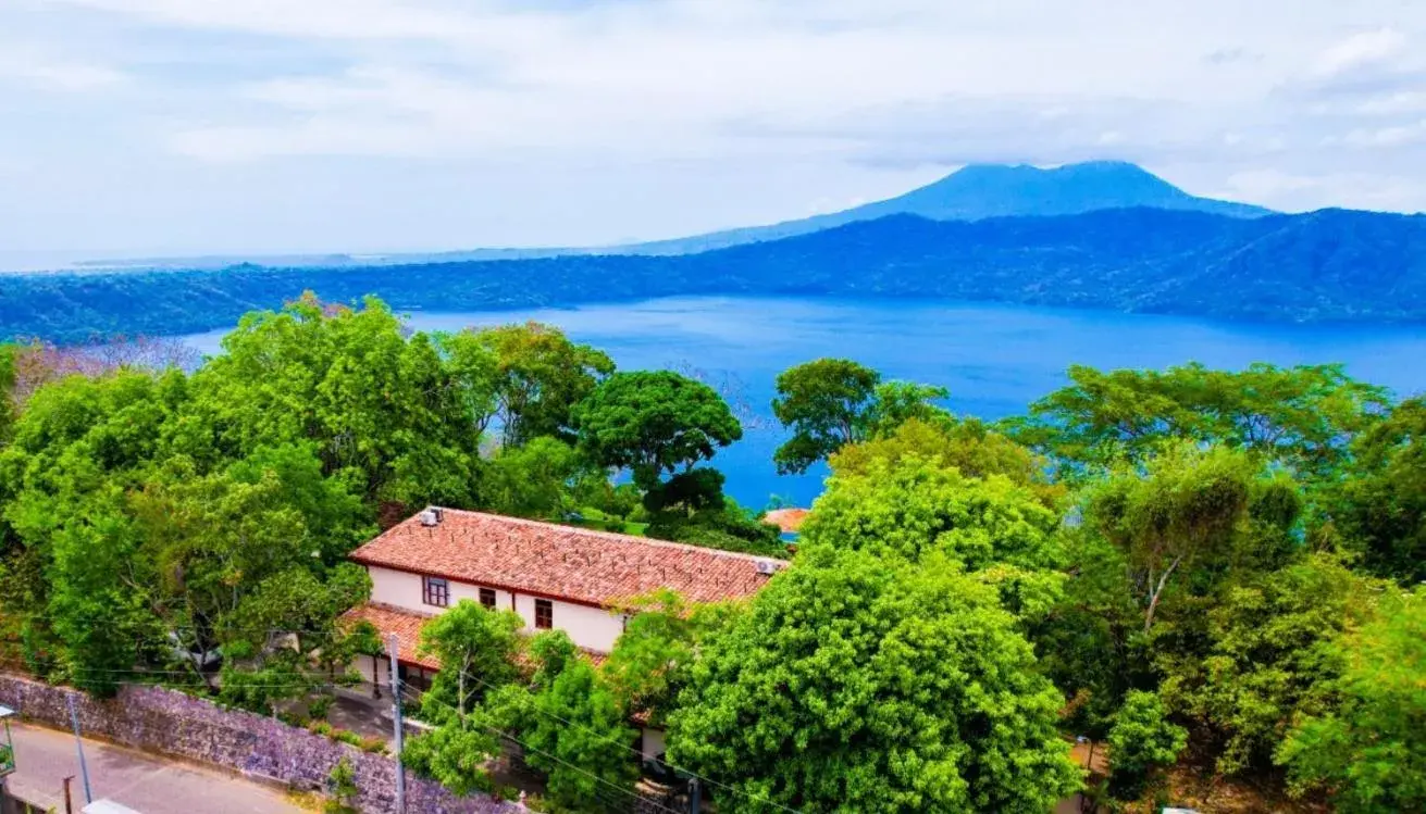 Property building in El Guayacán Property building in El Guayacán