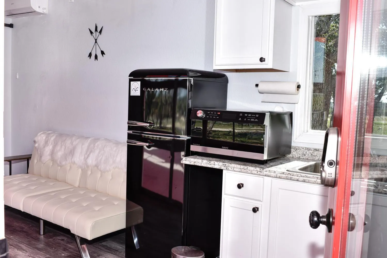 Kitchen or kitchenette in Best Little Fredericksburg Texas Bed And Breakfast