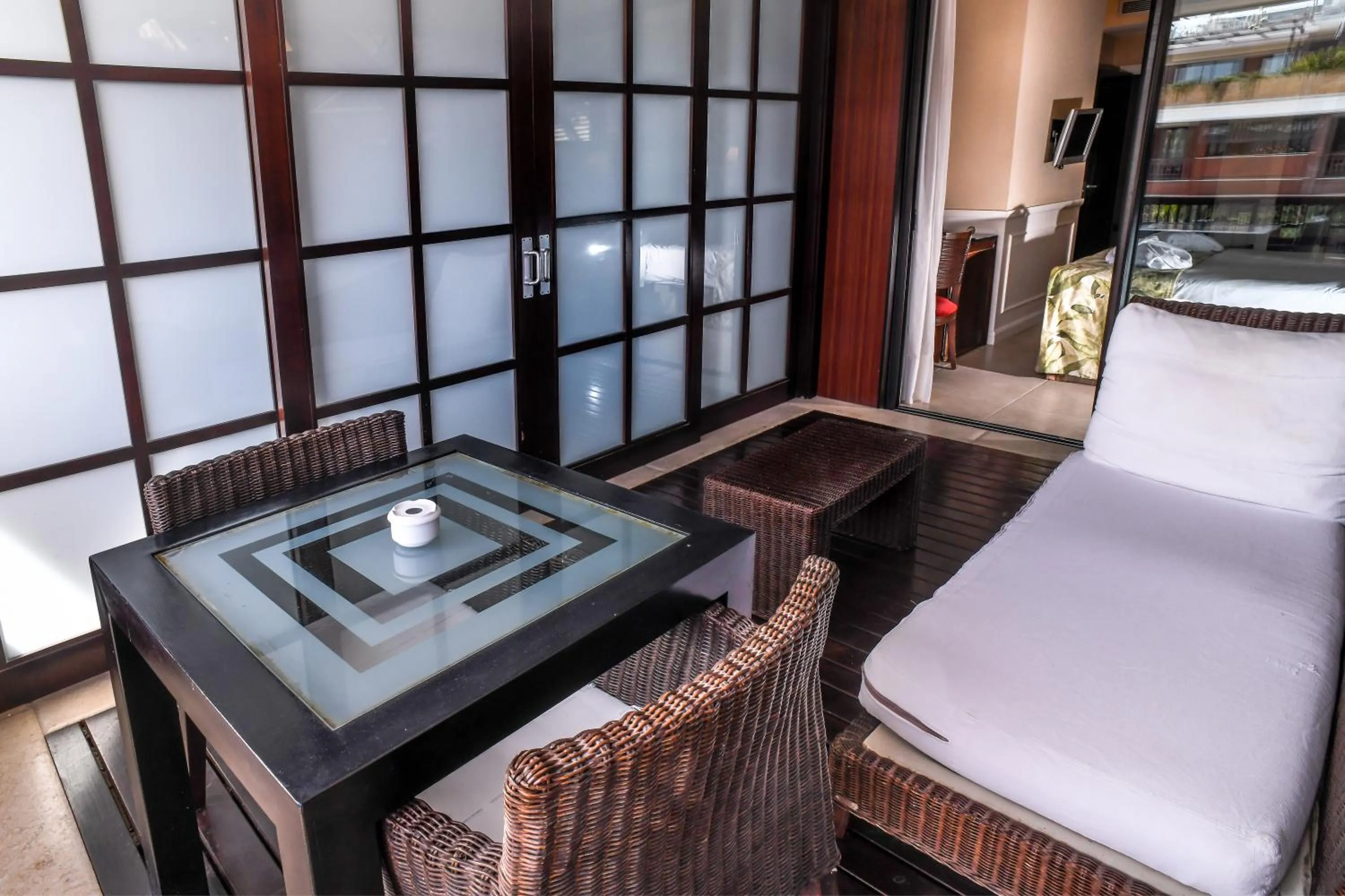 Balcony/Terrace, Bed in Gran Hotel Guadalpín Banus