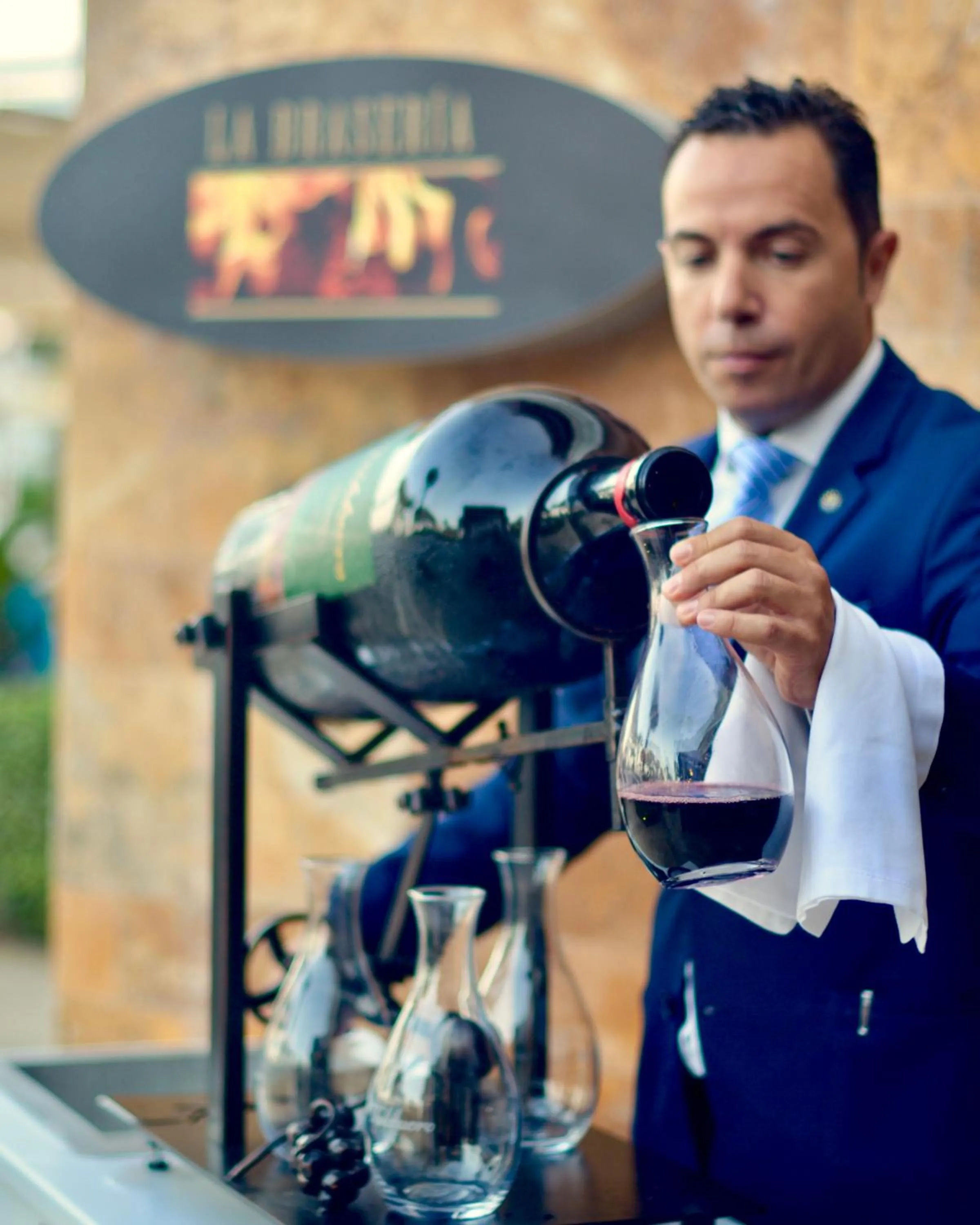 Restaurant/places to eat in Gran Hotel Guadalpín Banus