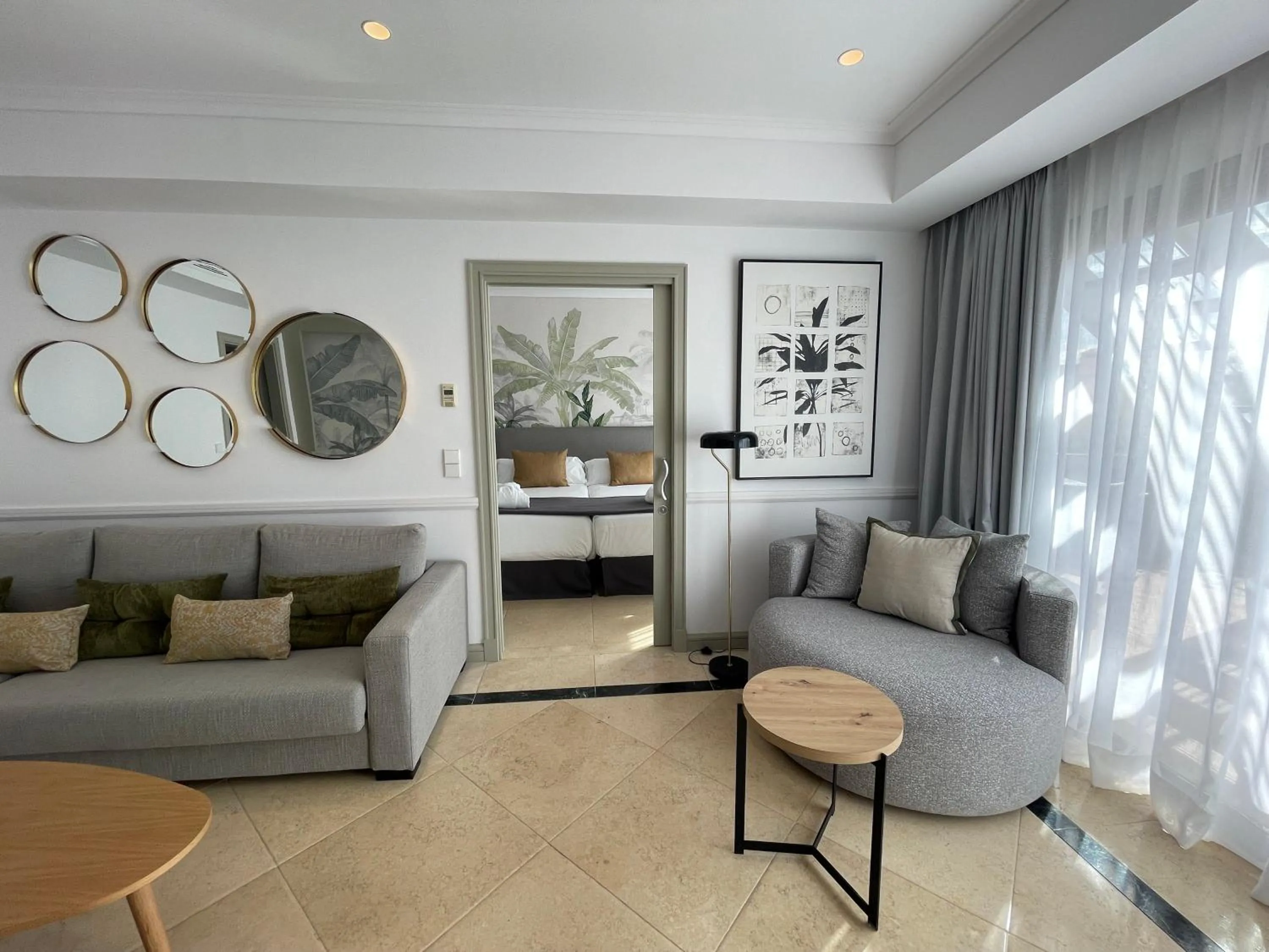 Seating area in Gran Hotel Guadalpín Banus