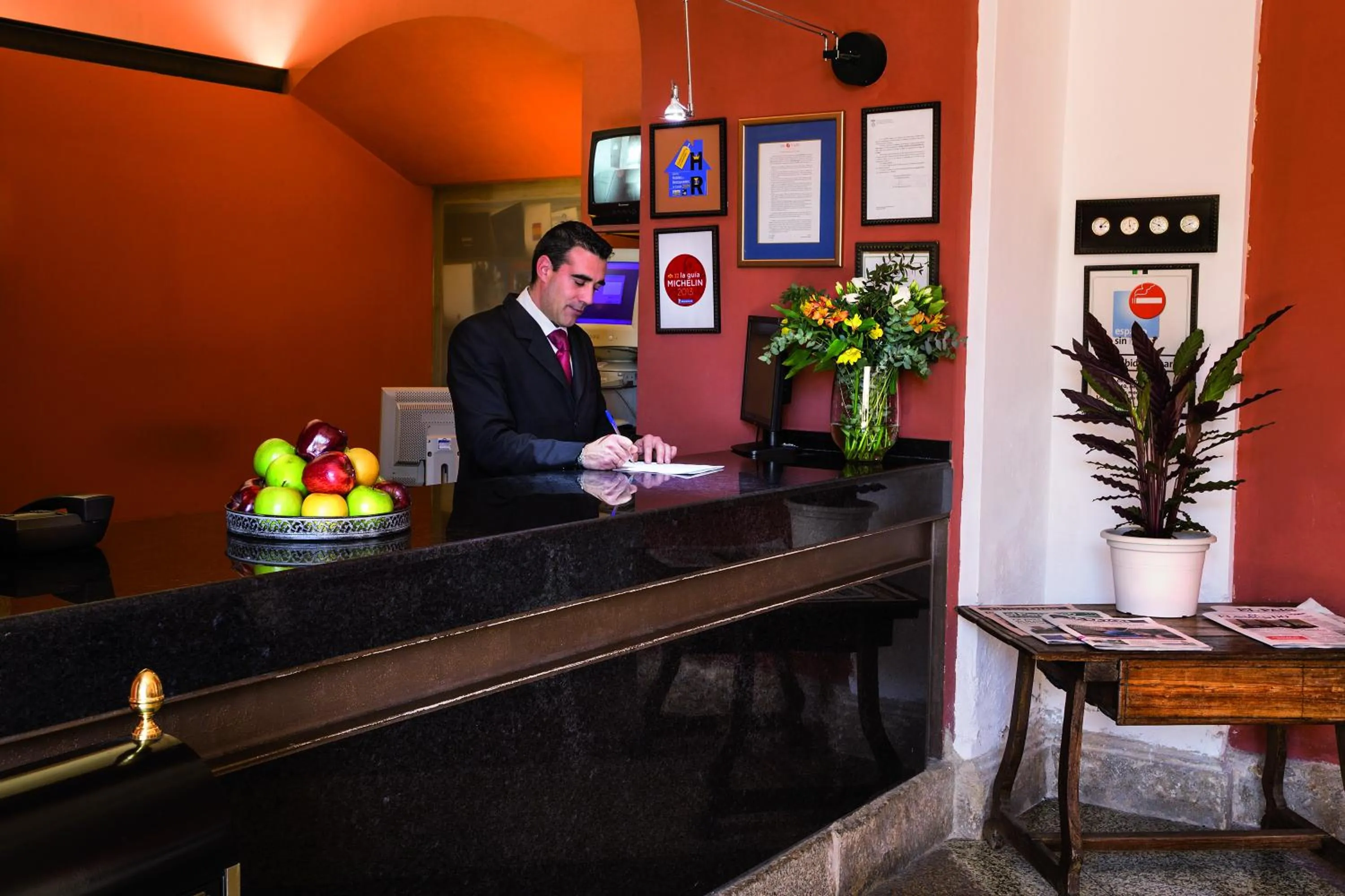 Lobby or reception in Izan Trujillo