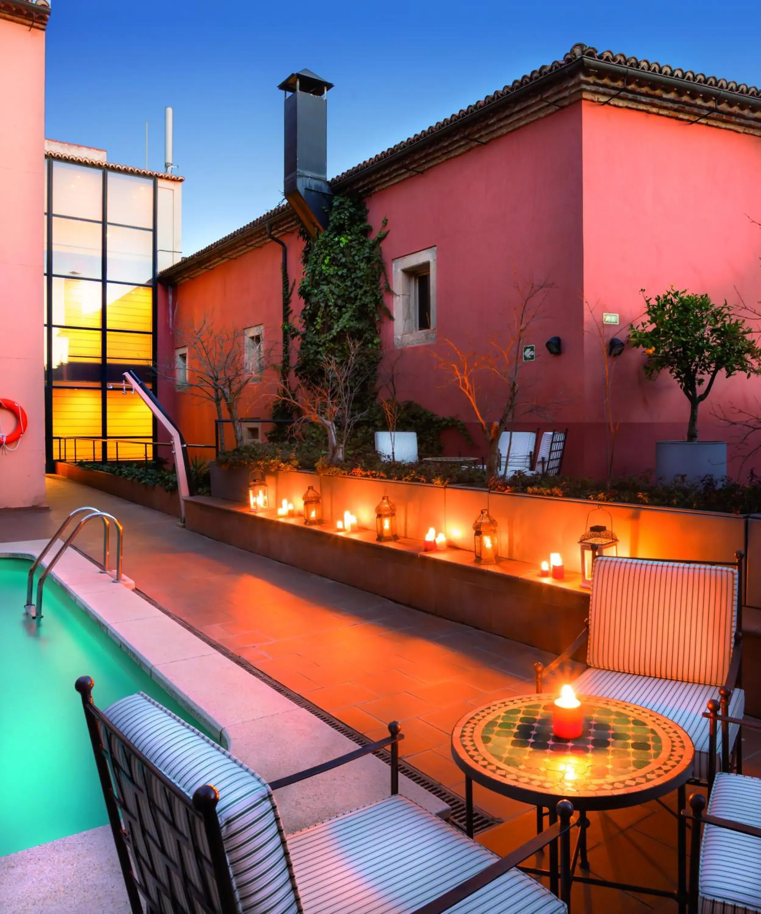 Swimming pool in Izan Trujillo Swimming pool in Izan Trujillo