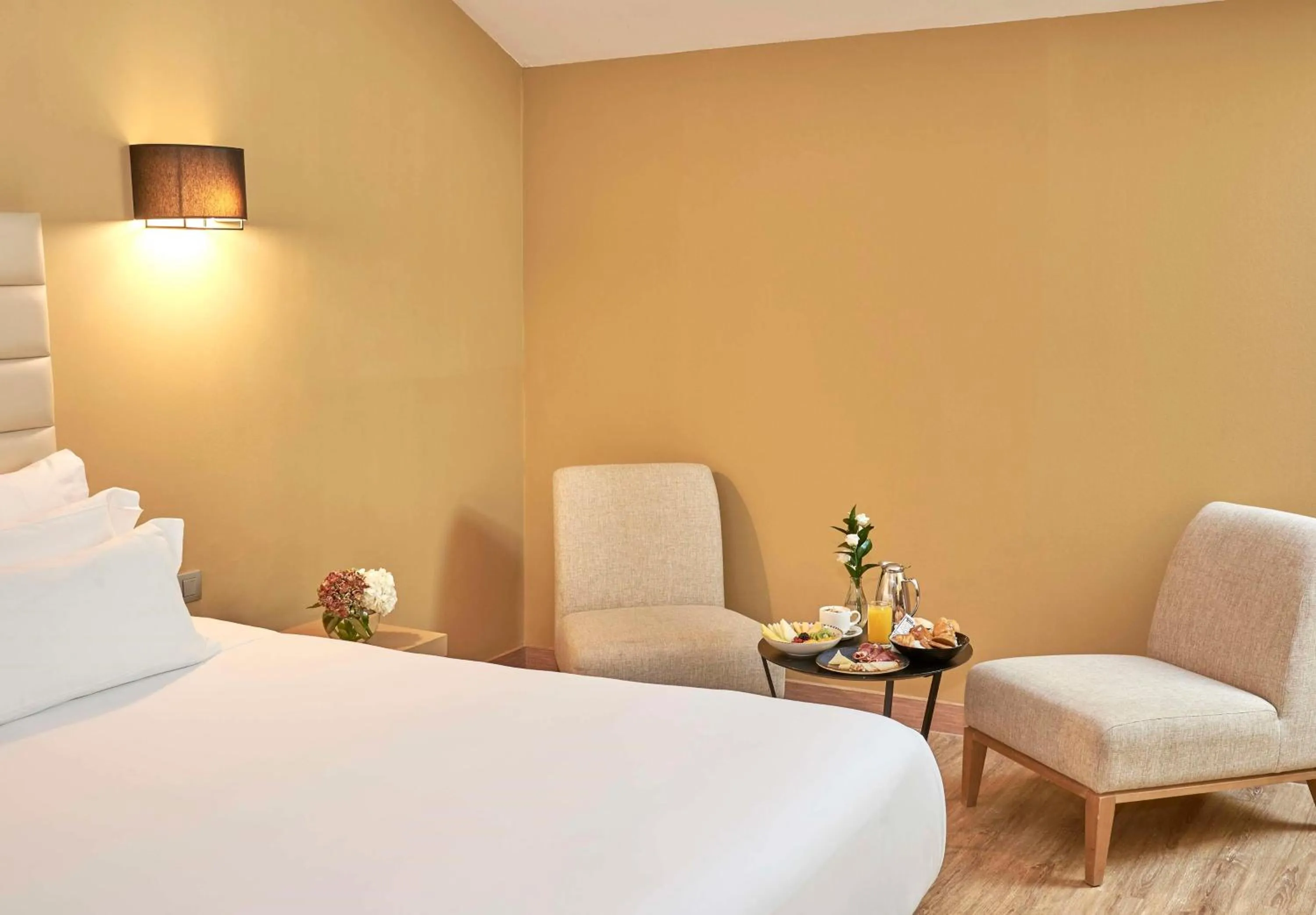 Bedroom, Bed in NH Collection Cáceres Palacio de Oquendo