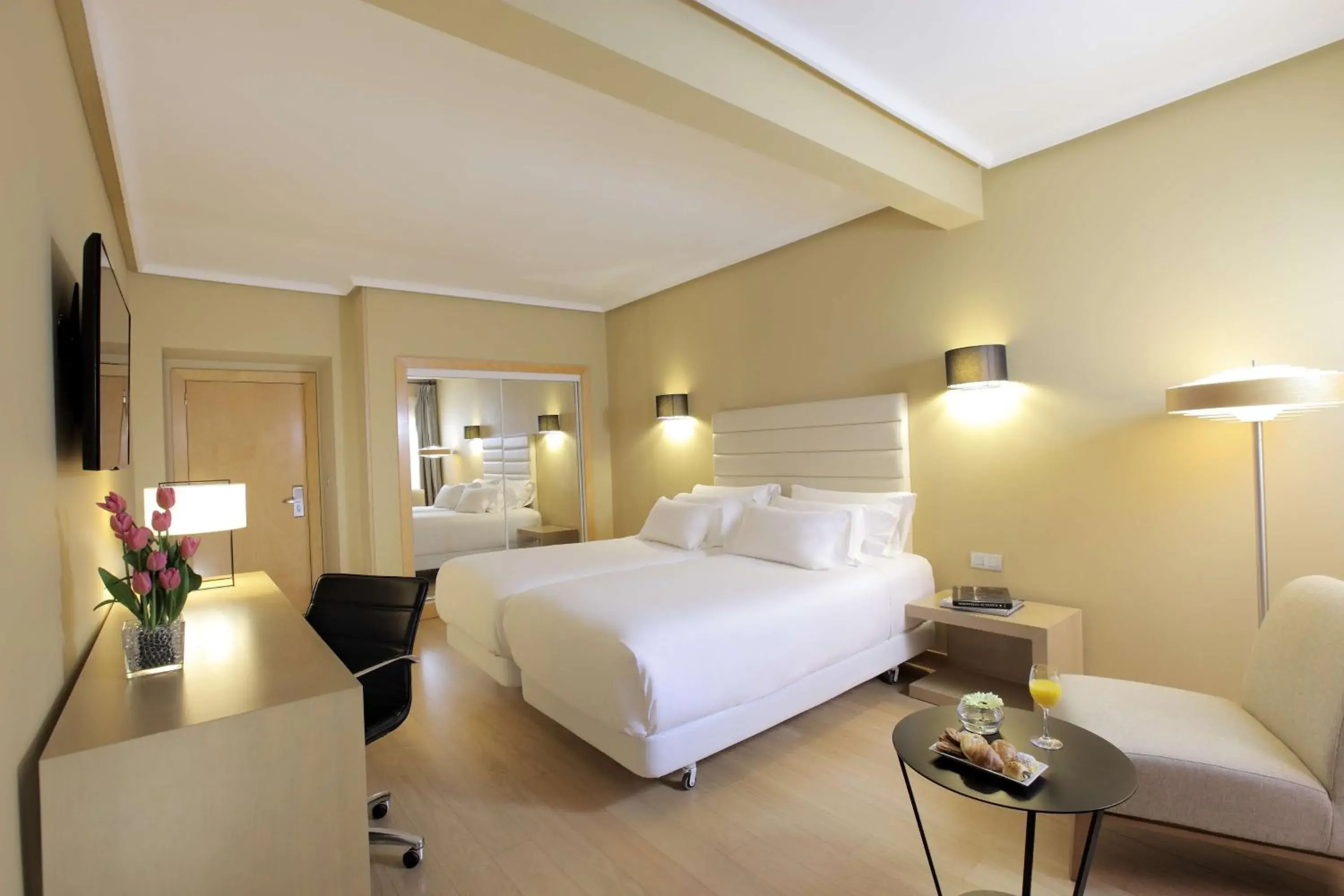 Bedroom, Bed in NH Collection Cáceres Palacio de Oquendo Bedroom, Bed in NH Collection Cáceres Palacio de Oquendo