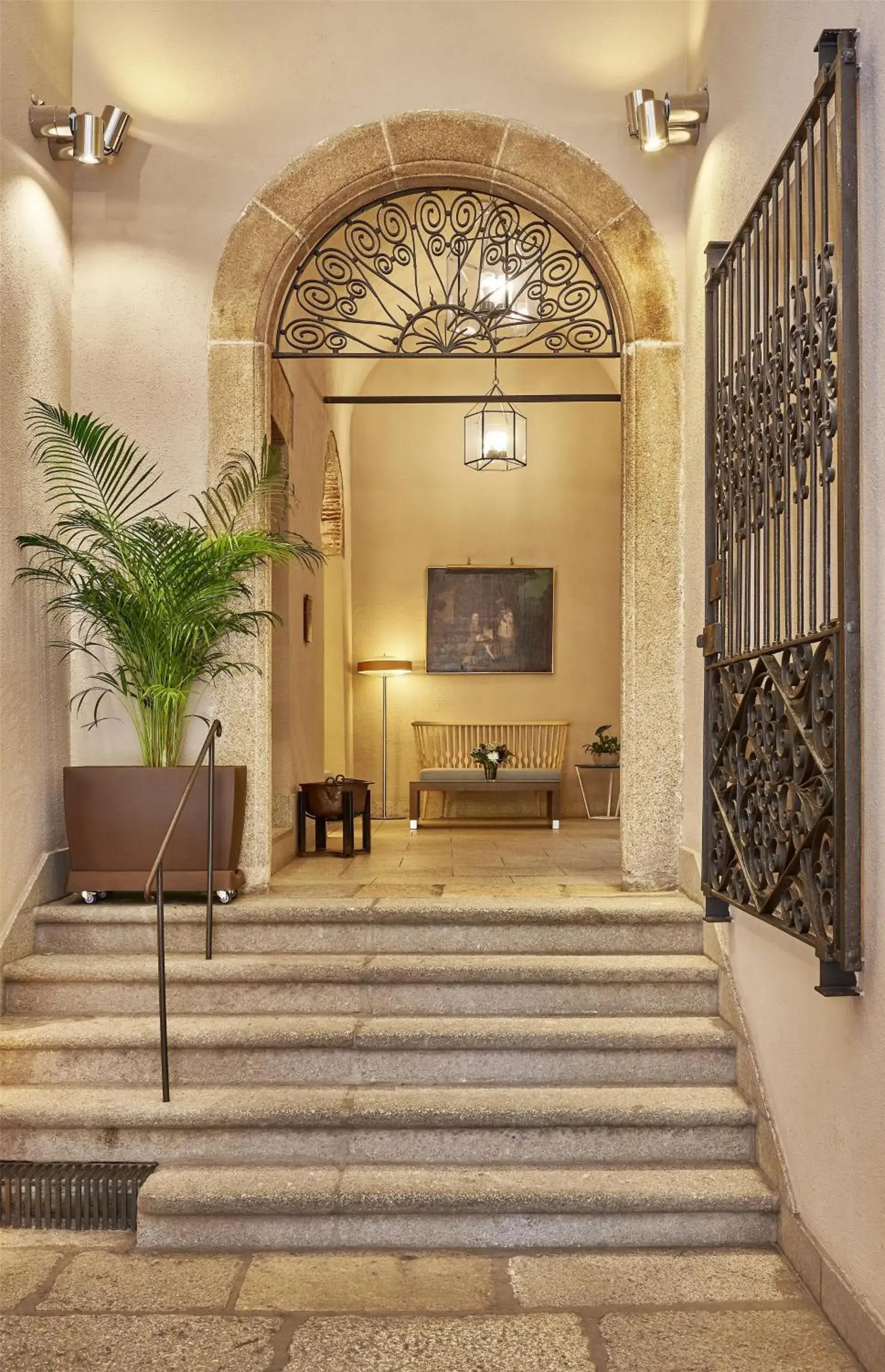 Lobby or reception in NH Collection Cáceres Palacio de Oquendo Lobby or reception in NH Collection Cáceres Palacio de Oquendo