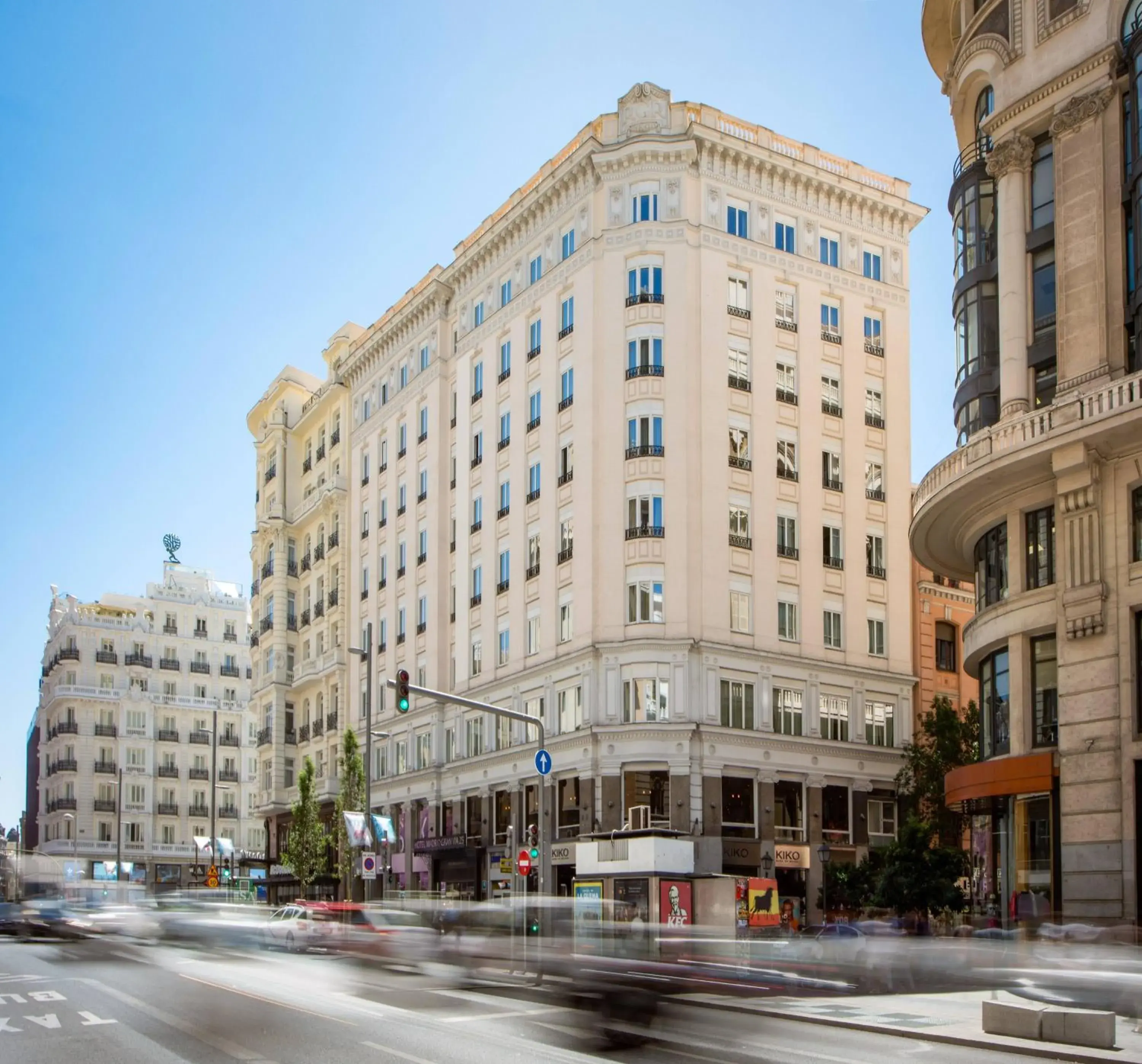 Property building in Hotel Madrid Gran Vía 25 Affiliated by Meliá Property building in Hotel Madrid Gran Vía 25 Affiliated by Meliá