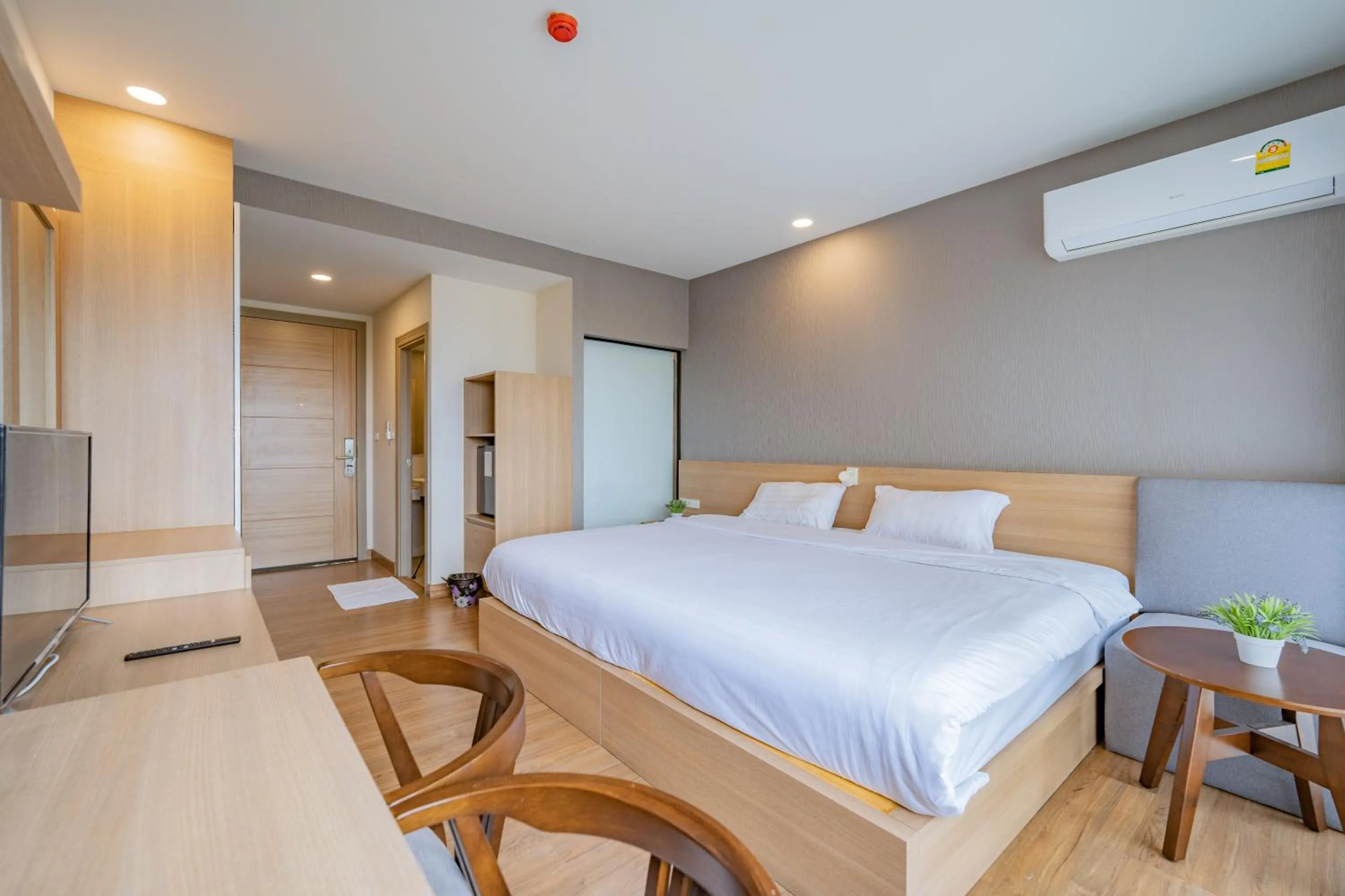 Bed in RainTree Condominium
