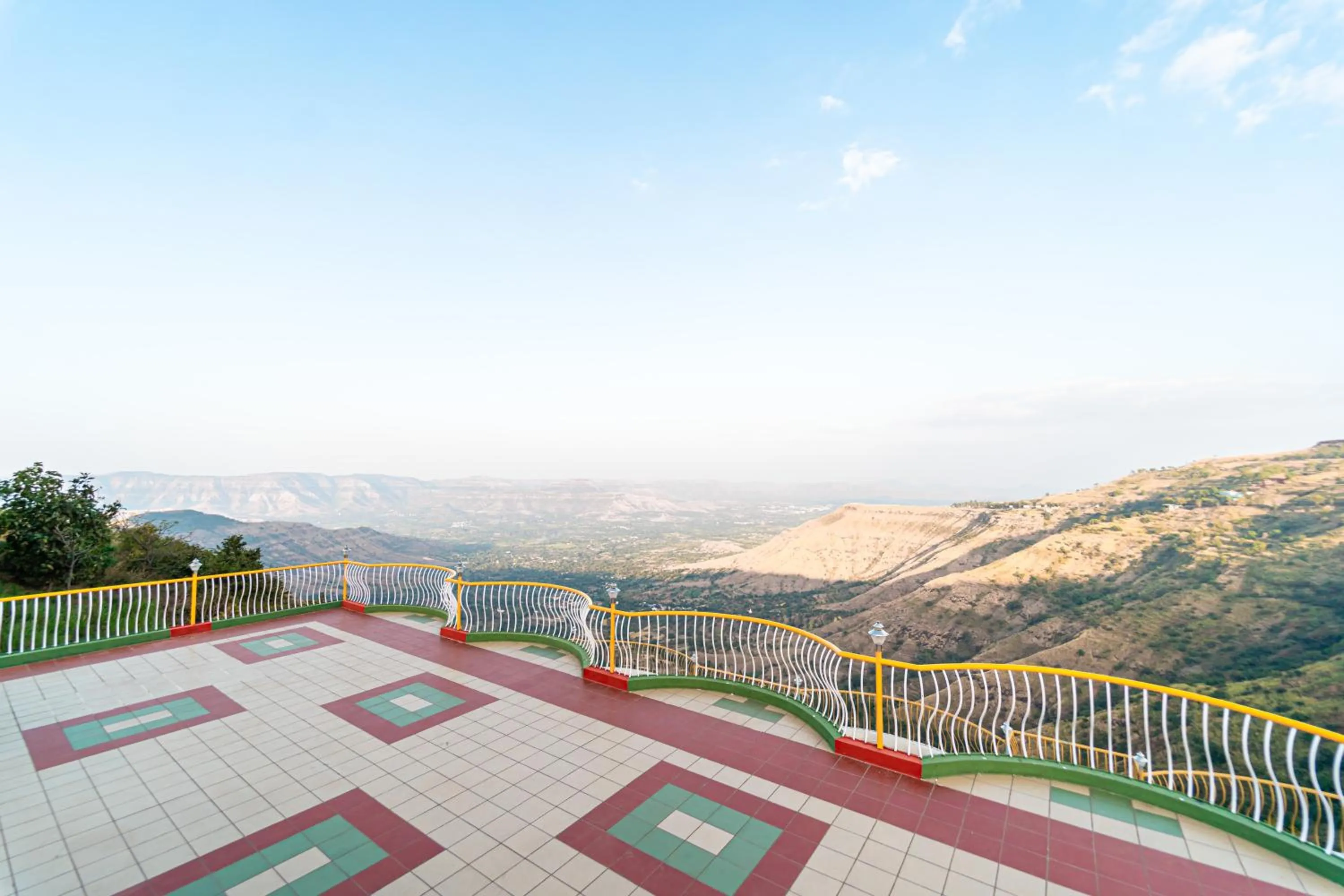 Mountain view in Treebo Raval Resort with Valley View
