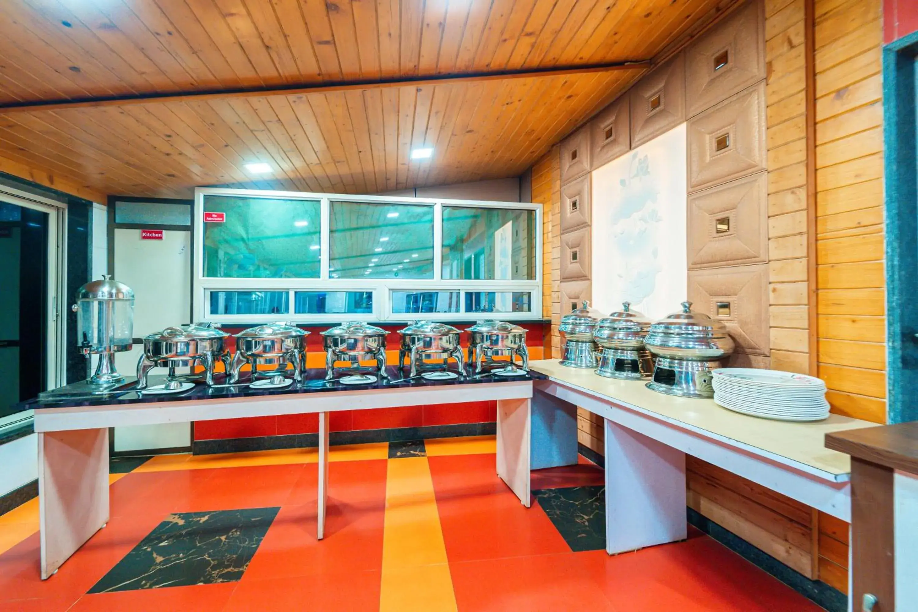 Restaurant/places to eat in Treebo Raval Resort with Valley View Restaurant/places to eat in Treebo Raval Resort with Valley View