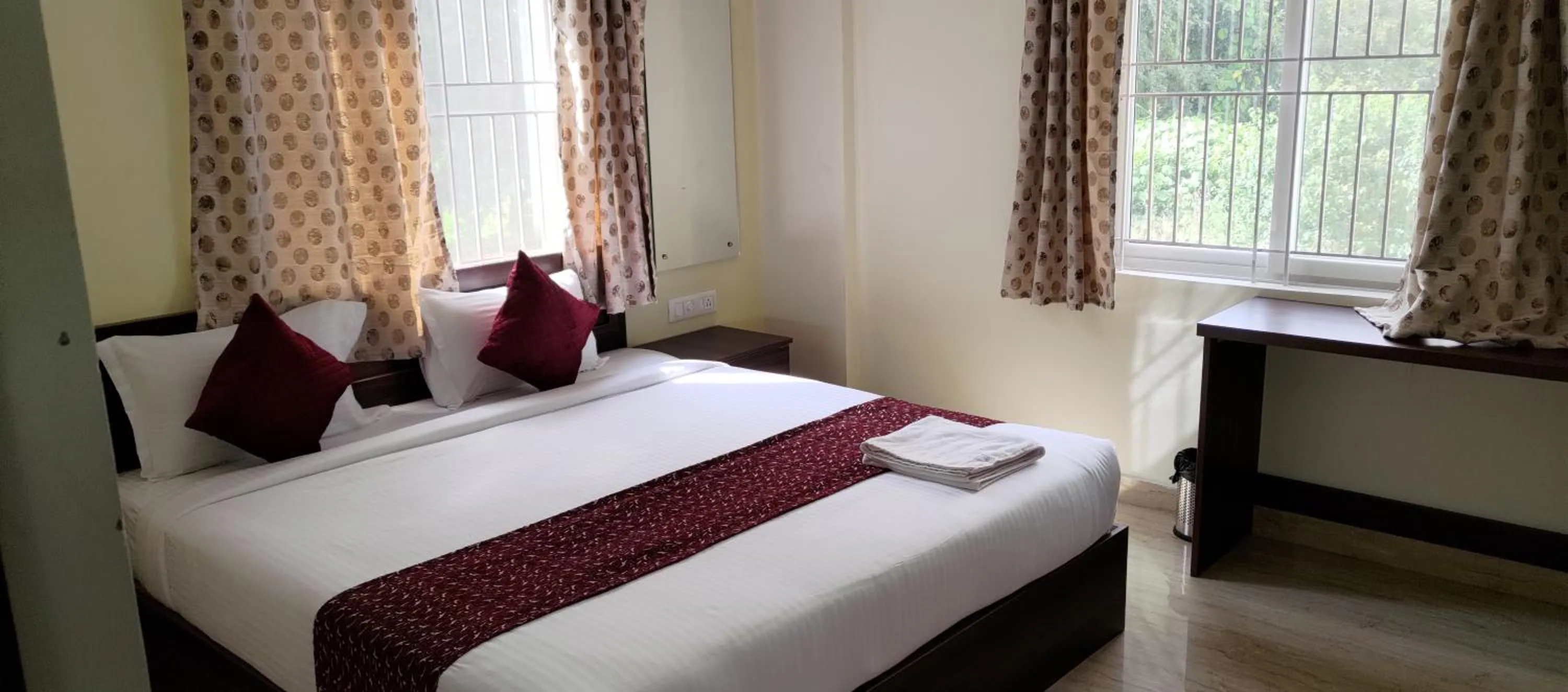 Bed in Hotel Bangalore Airport Inn, Near kempegowda Airport, Airport Pickup & Drop Available 24X7