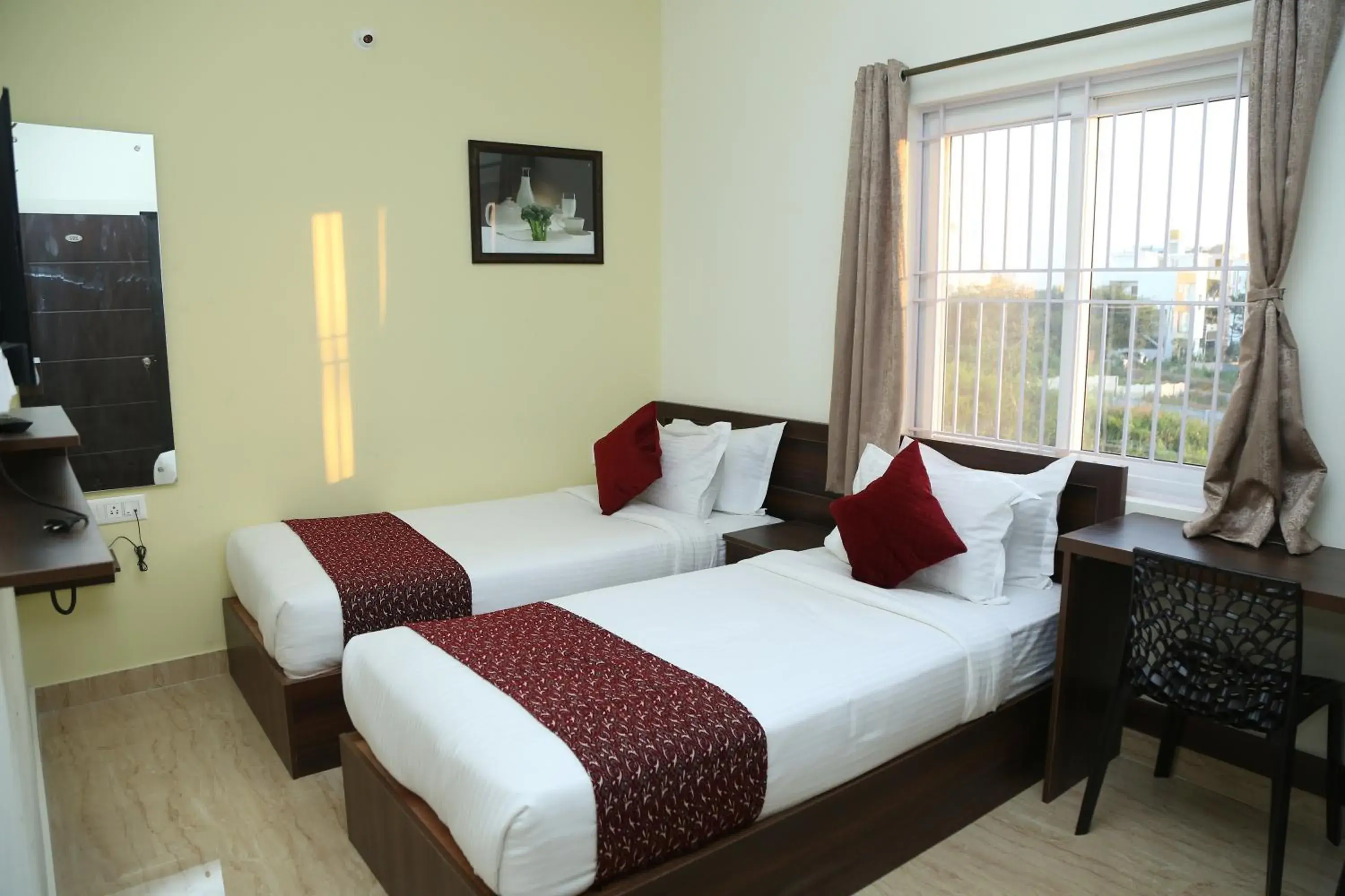 Superior Twin Room - single occupancy in Hotel Bangalore Airport Inn, Near kempegowda Airport, Airport Pickup & Drop Available 24X7 Superior Twin Room - single occupancy in Hotel Bangalore Airport Inn, Near kempegowda Airport, Airport Pickup & Drop Available 24X7