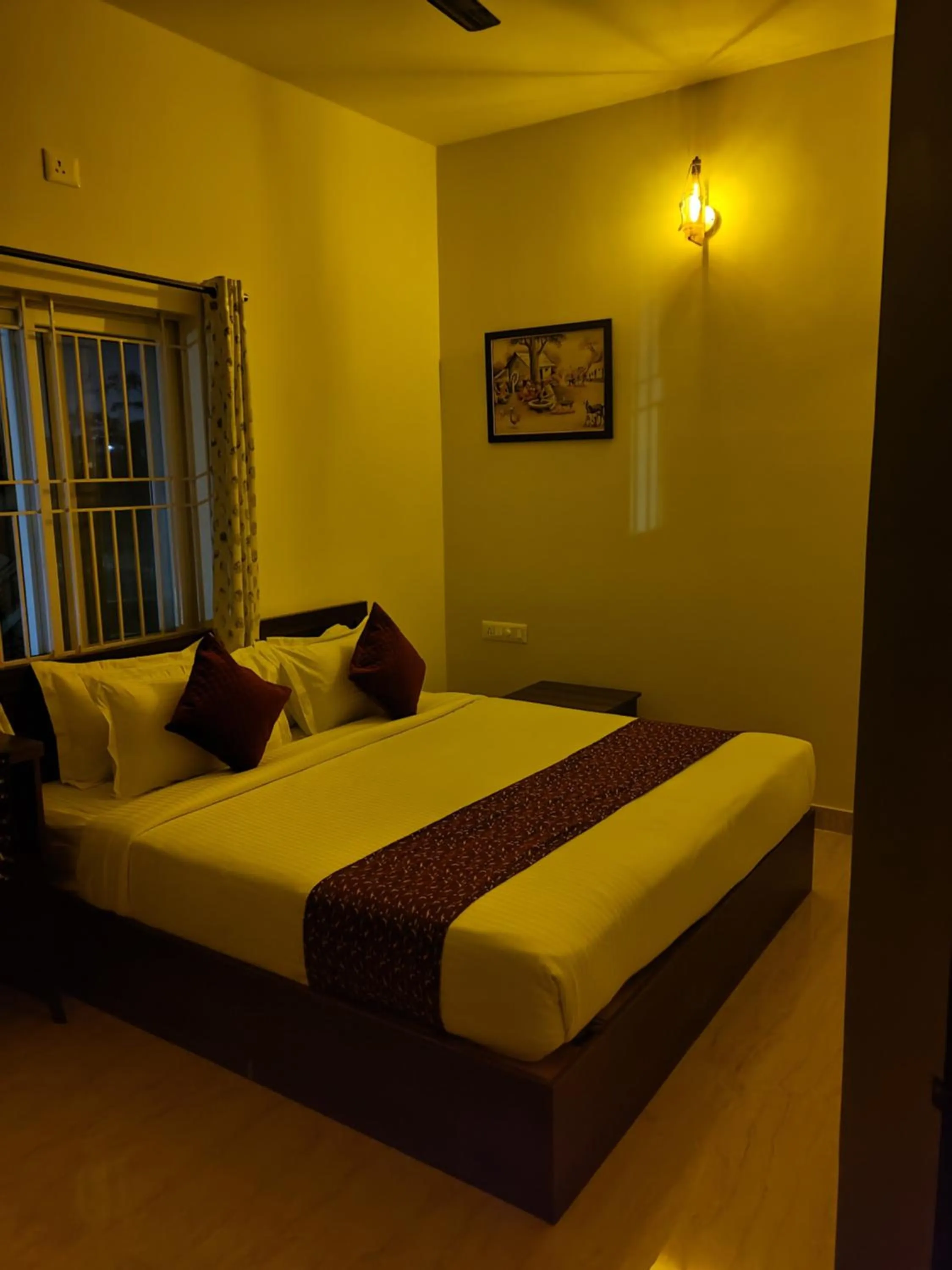 Bedroom, Bed in Hotel Bangalore Airport Inn, Near kempegowda Airport, Airport Pickup & Drop Available 24X7