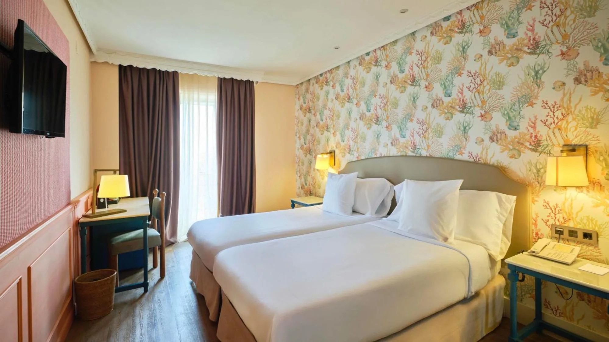 Bedroom, Bed in Fénix Torremolinos - Adults Only Recommended