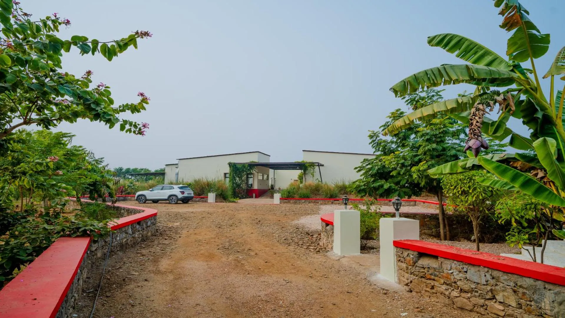 Parking in Guldaar Sariska - A luxury Forest Resort