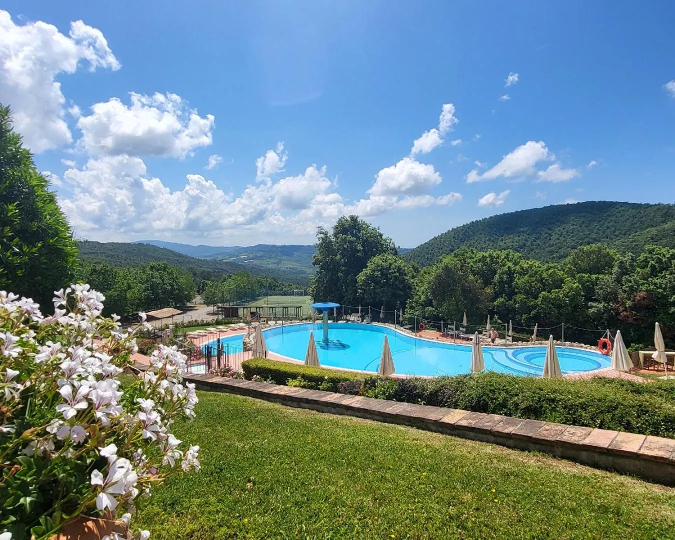 Swimming pool in Resort Le Tegole