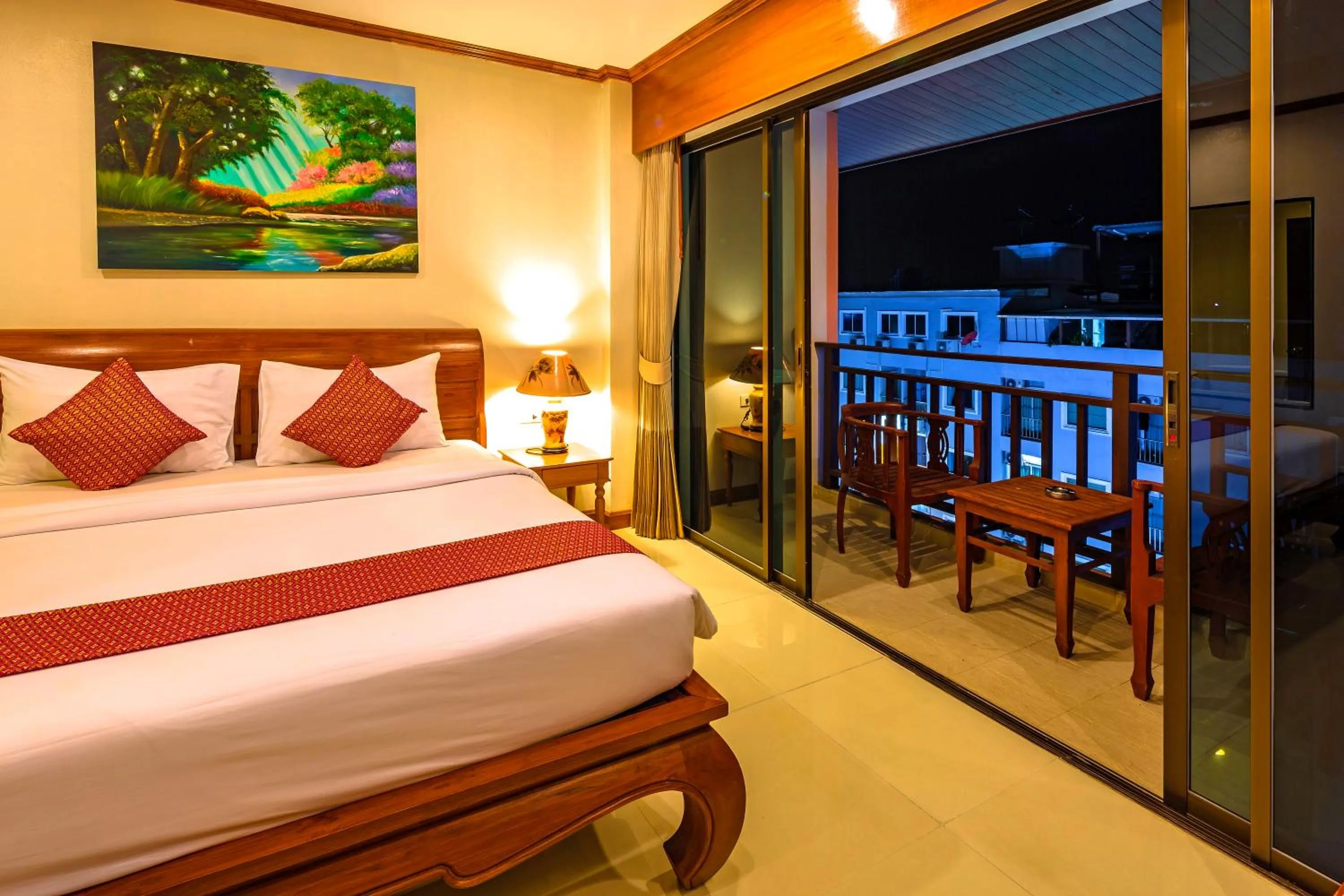 Bed in Patong Heaven