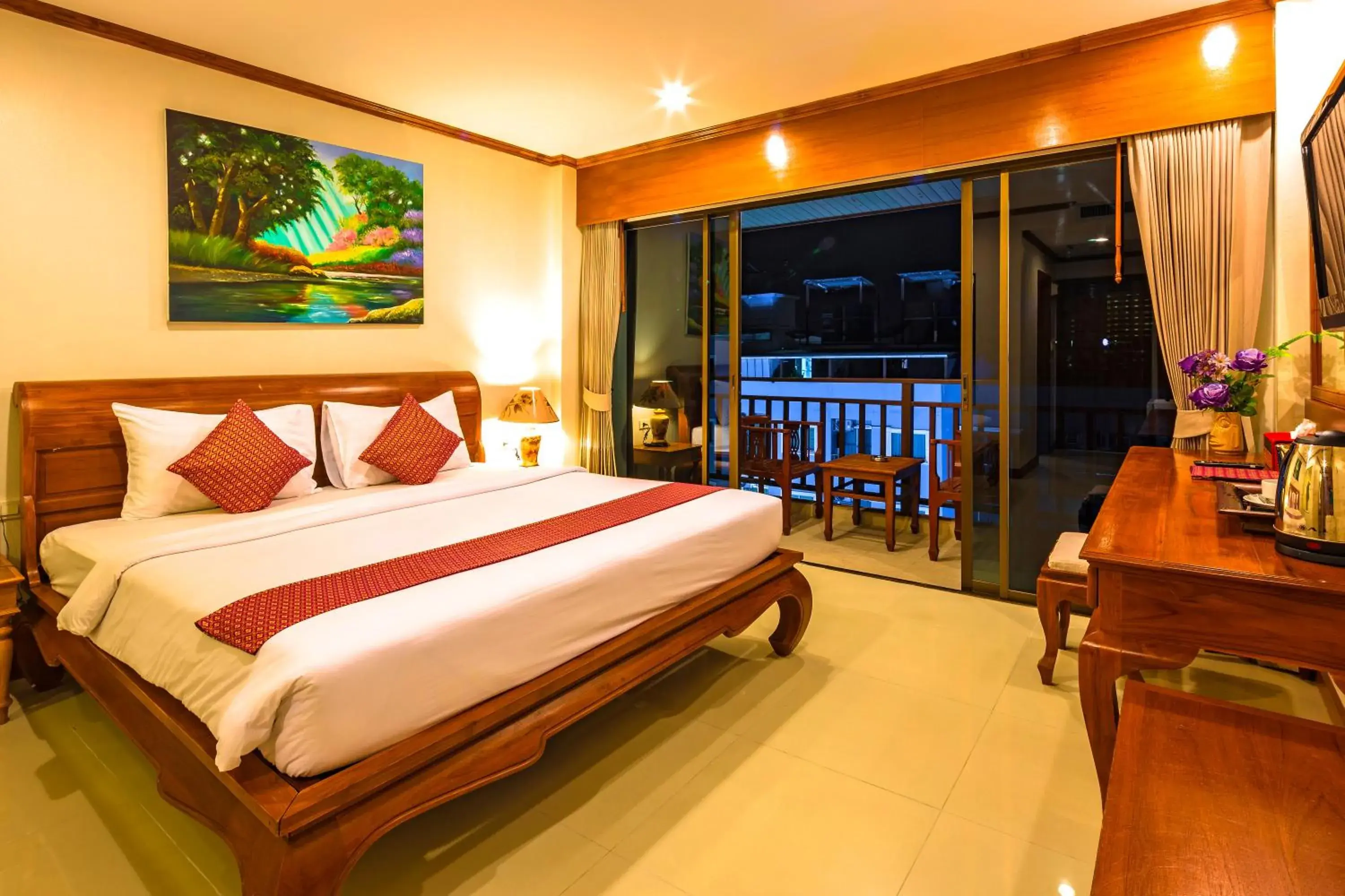 Bed in Patong Heaven Bed in Patong Heaven