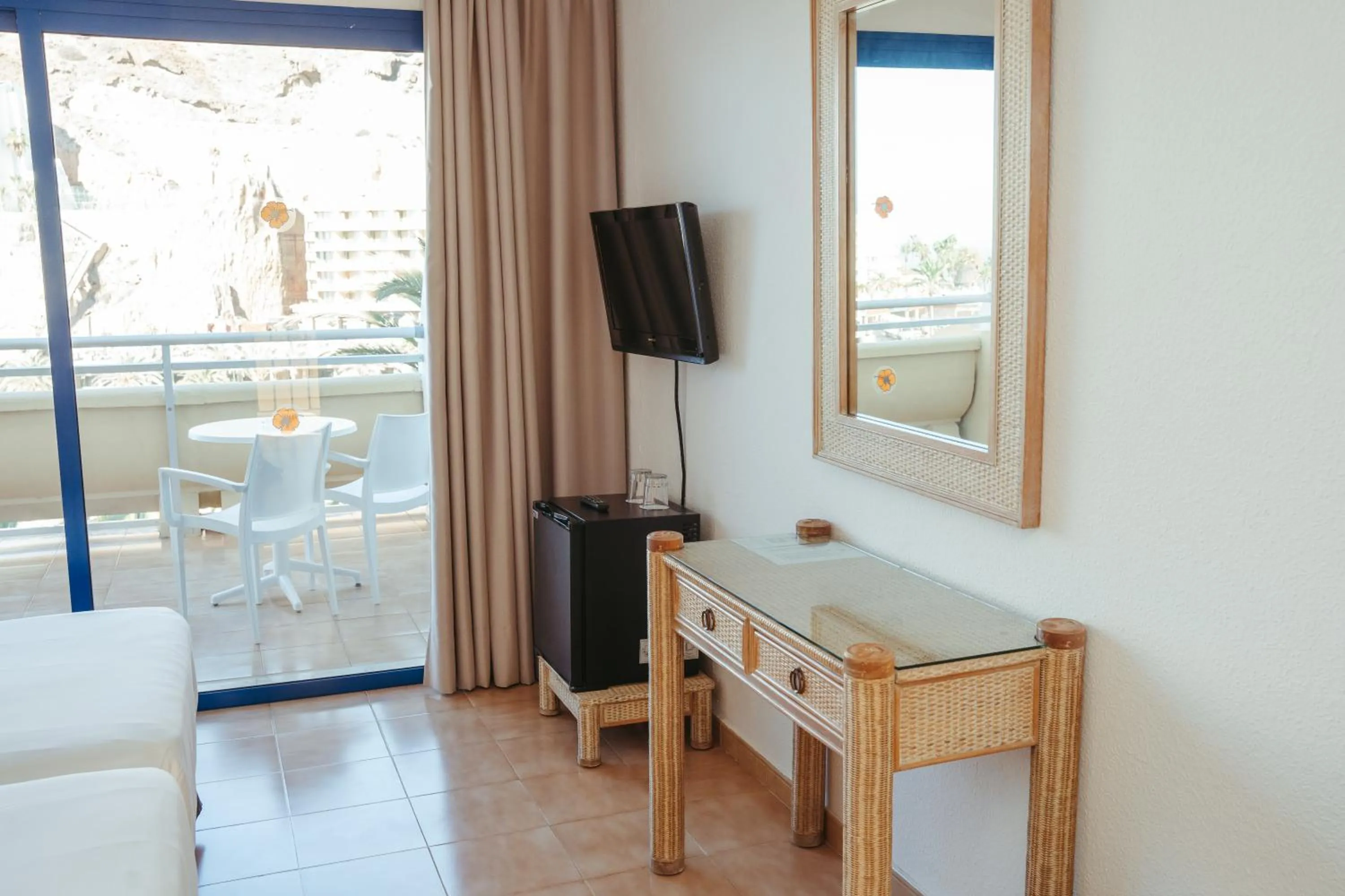 Balcony/Terrace in Hotel LIVVO Lago Taurito & Aquapark