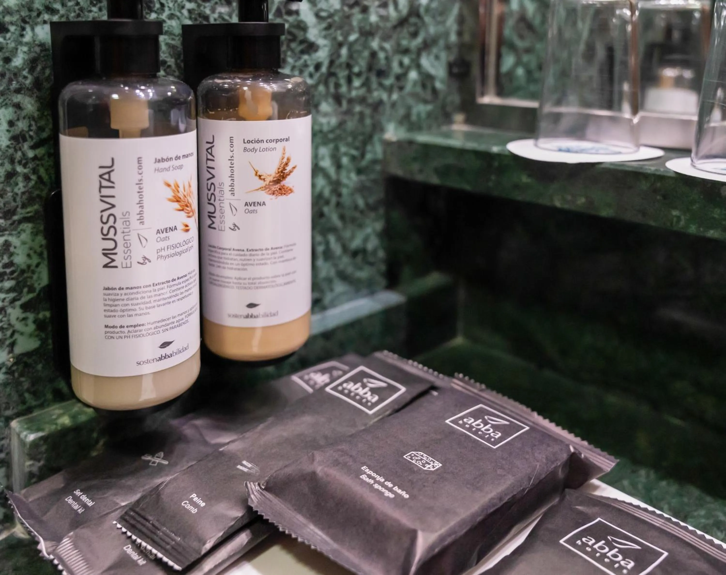 Bathroom in Abba Rambla Hotel