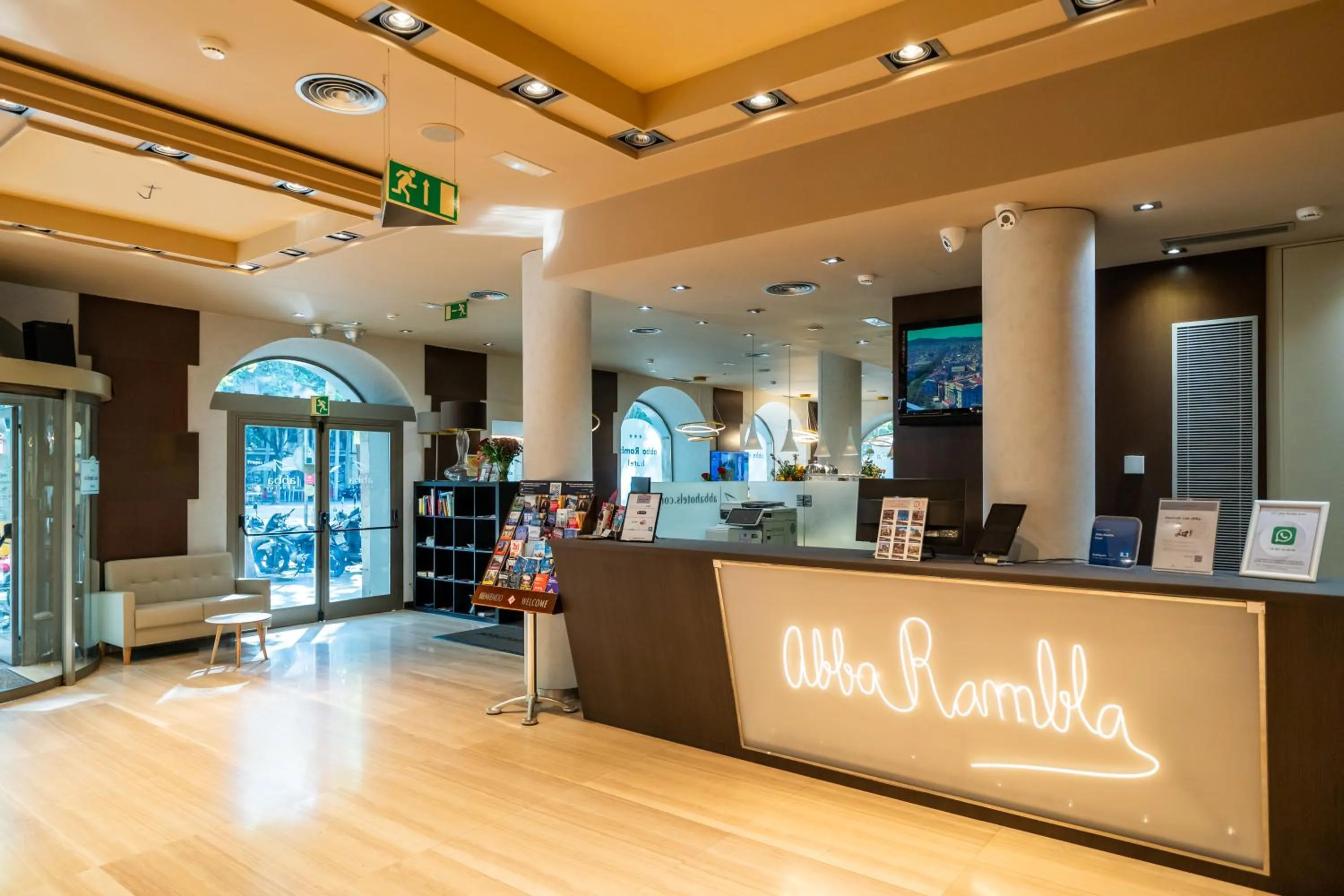 Lobby or reception in Abba Rambla Hotel