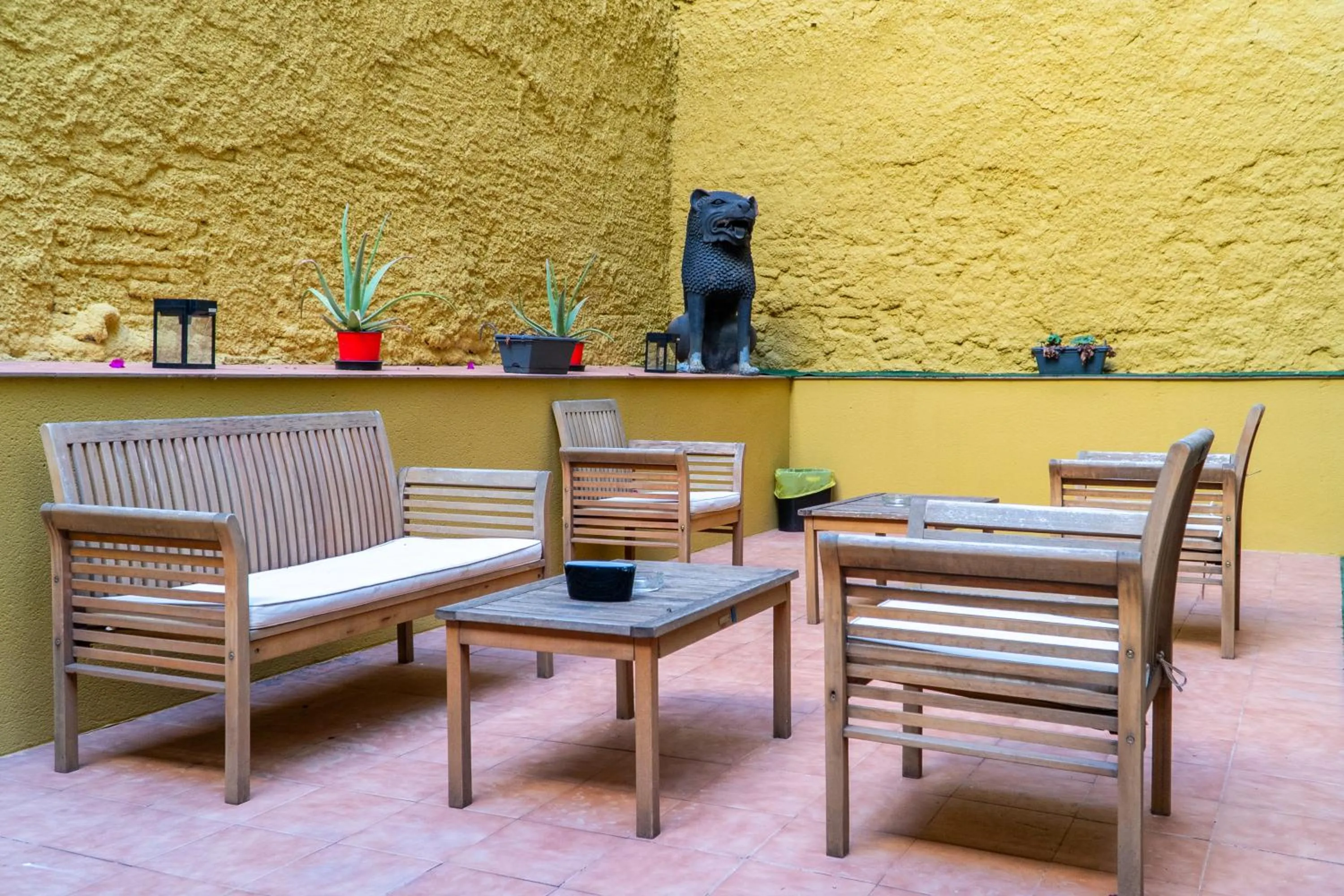 Patio in Abba Rambla Hotel