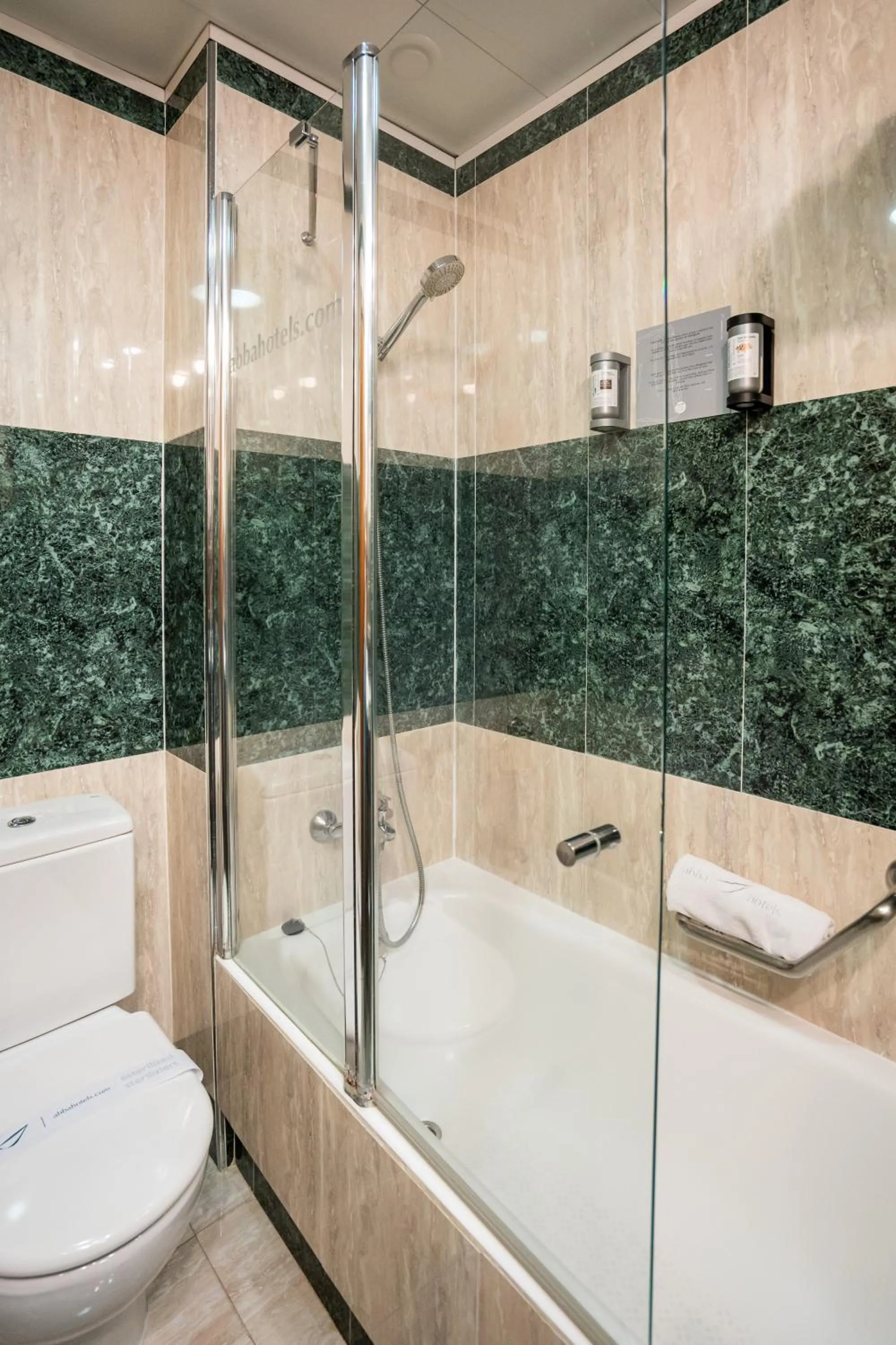 Bath in Abba Rambla Hotel