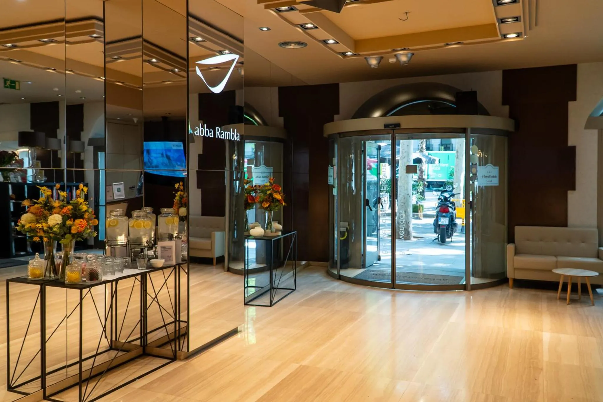 Lobby or reception in Abba Rambla Hotel