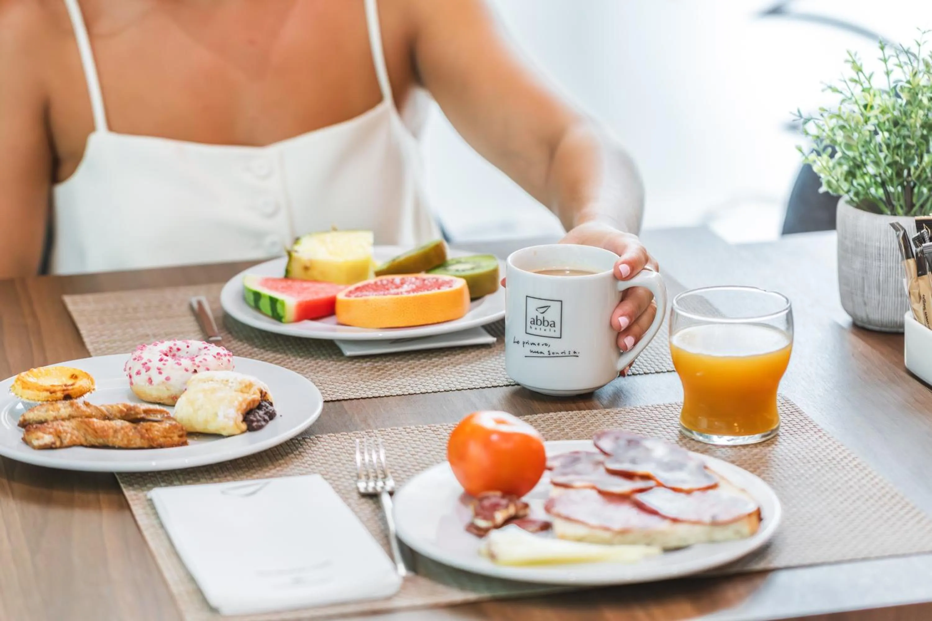 Breakfast in Abba Rambla Hotel