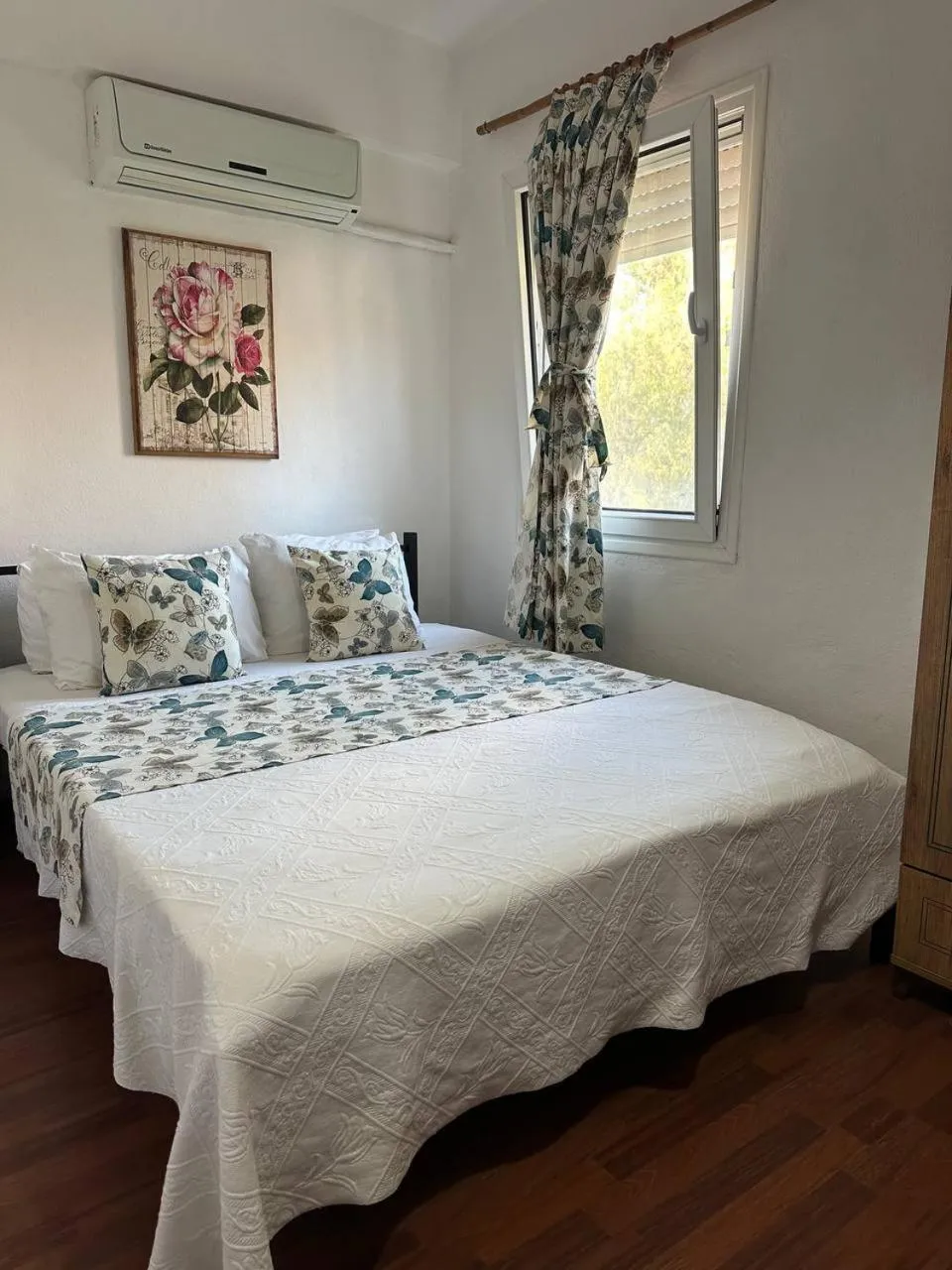 Photo of the whole room in Eski Datça Pansiyon