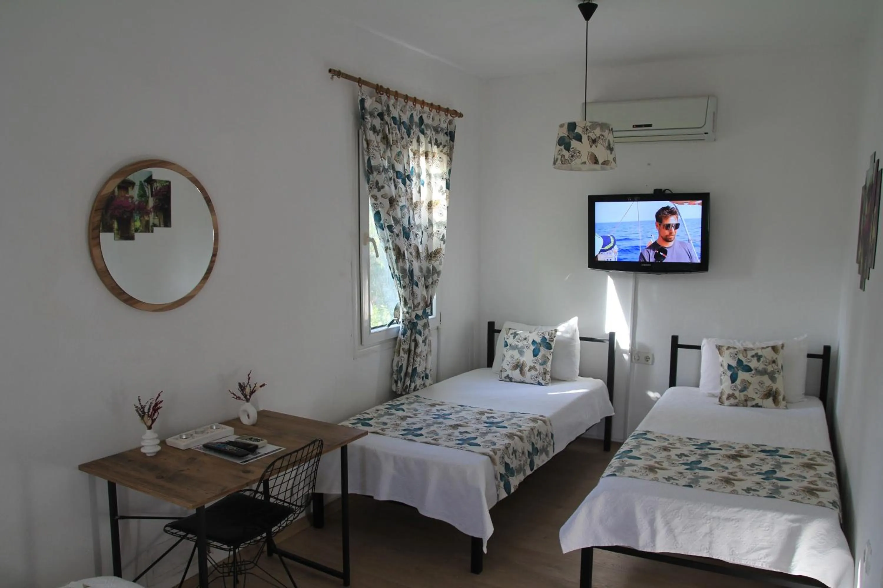 Photo of the whole room in Eski Datça Pansiyon