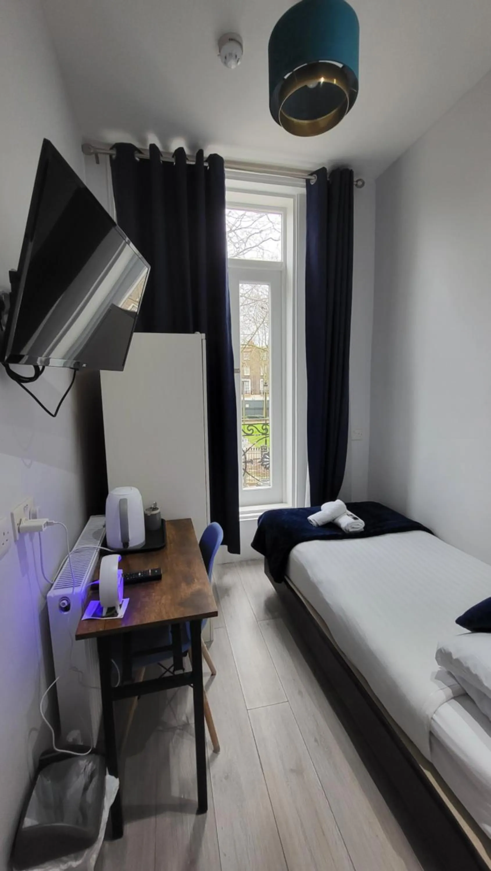 Bed in Argyle Square Hotel