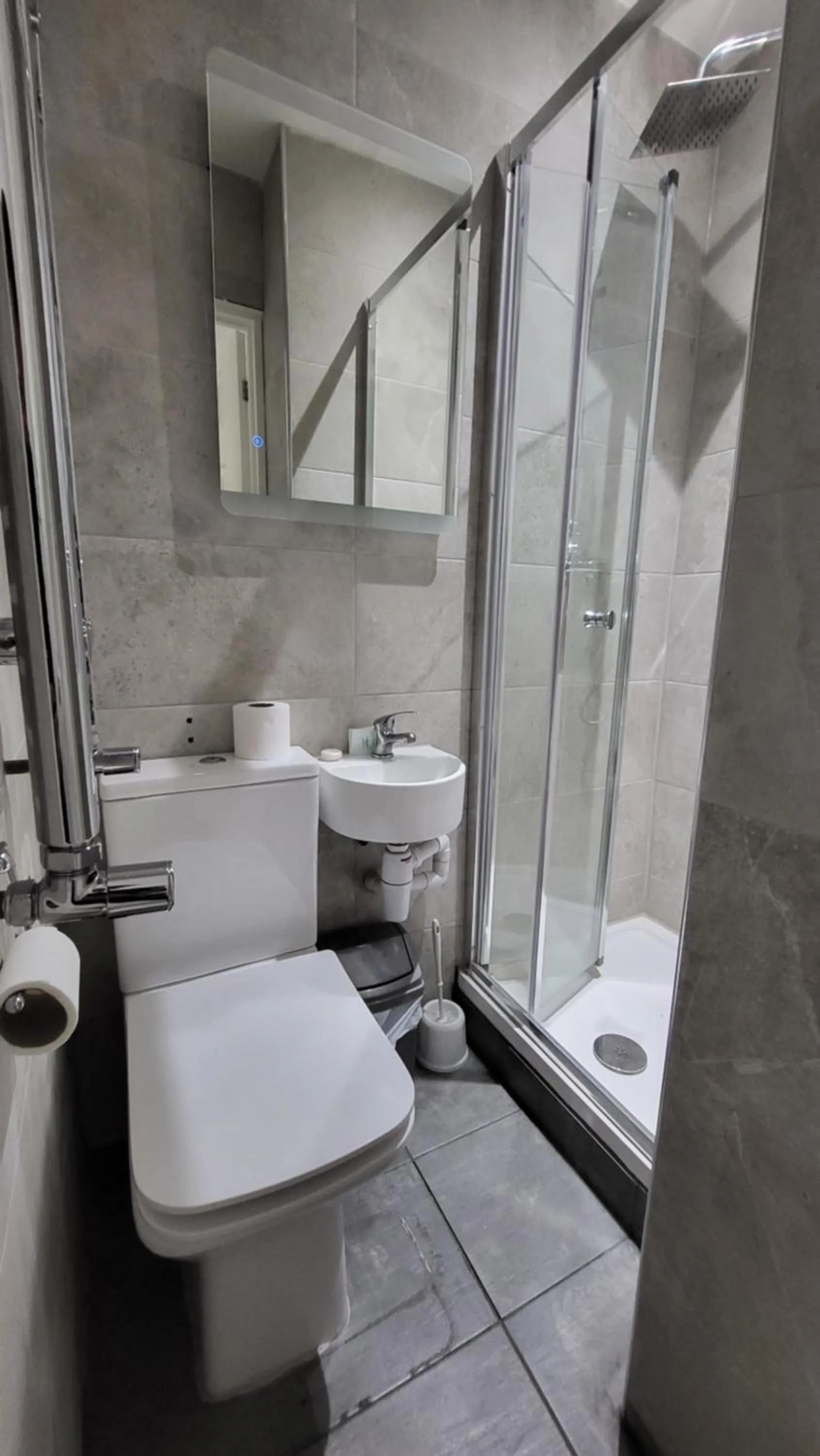 Bathroom in Argyle Square Hotel