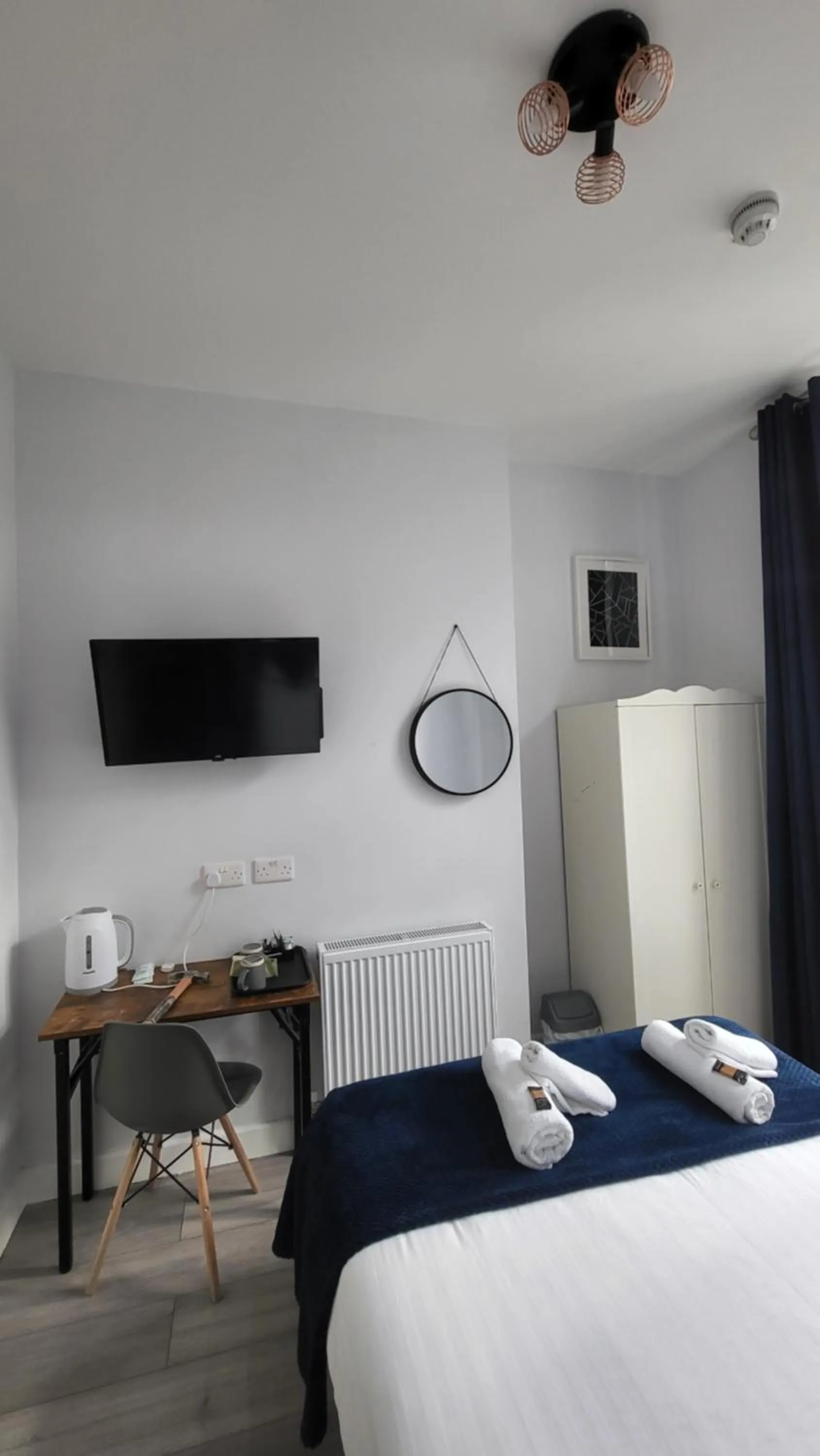 Bedroom, Bed in Argyle Square Hotel