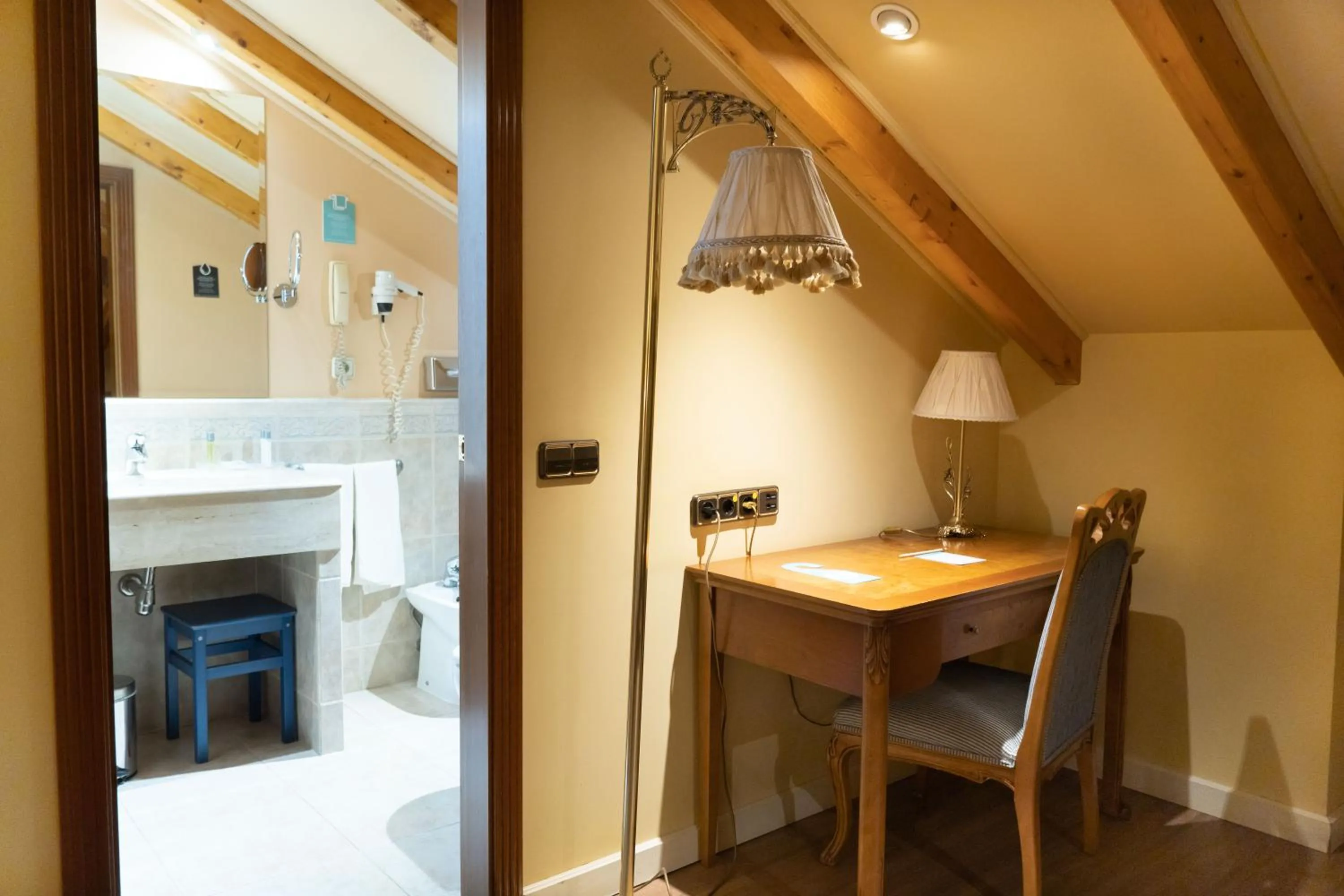 Bathroom in Hotel Alda Mercado de Zamora