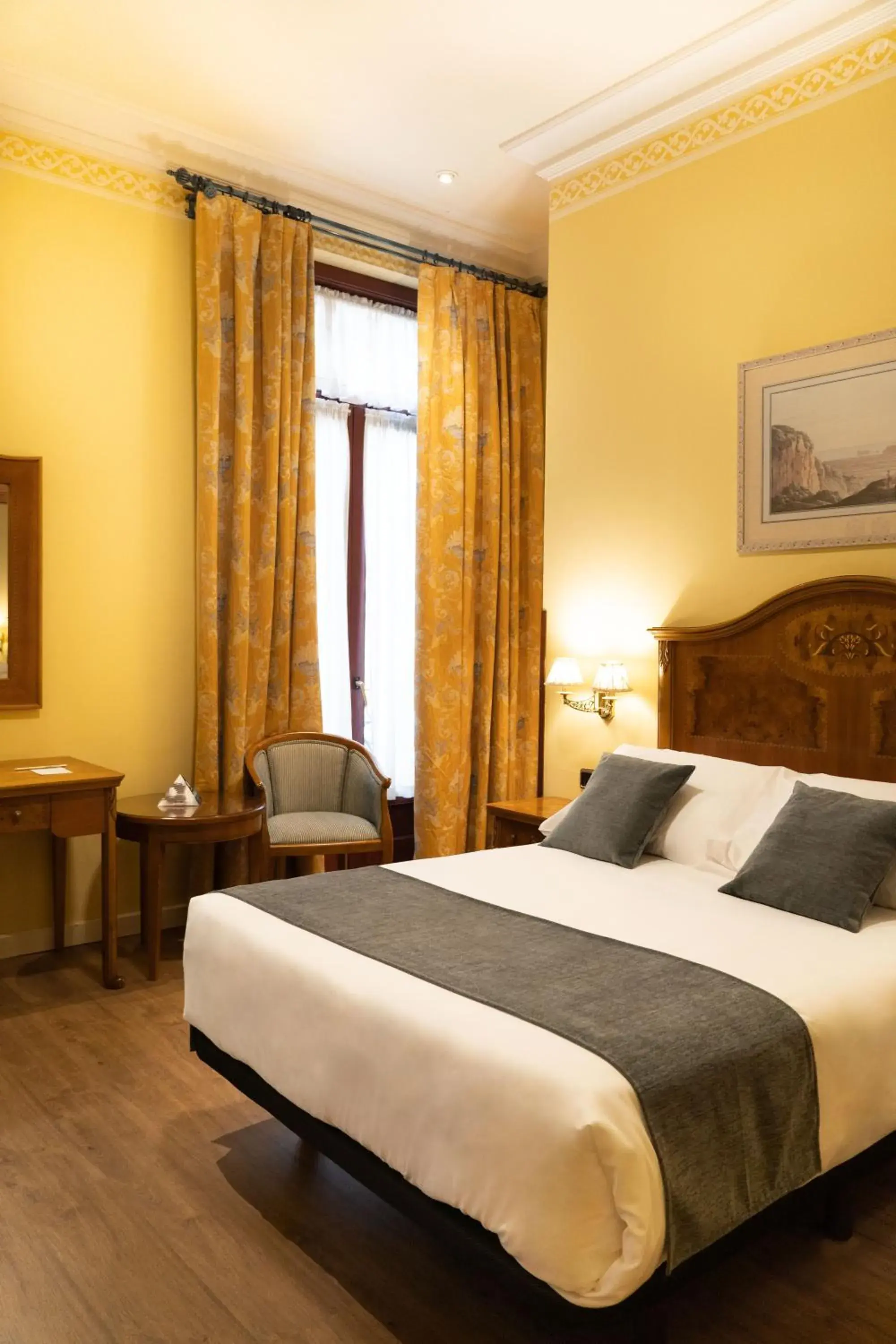 View (from property/room), Bed in Hotel Alda Mercado de Zamora View (from property/room), Bed in Hotel Alda Mercado de Zamora