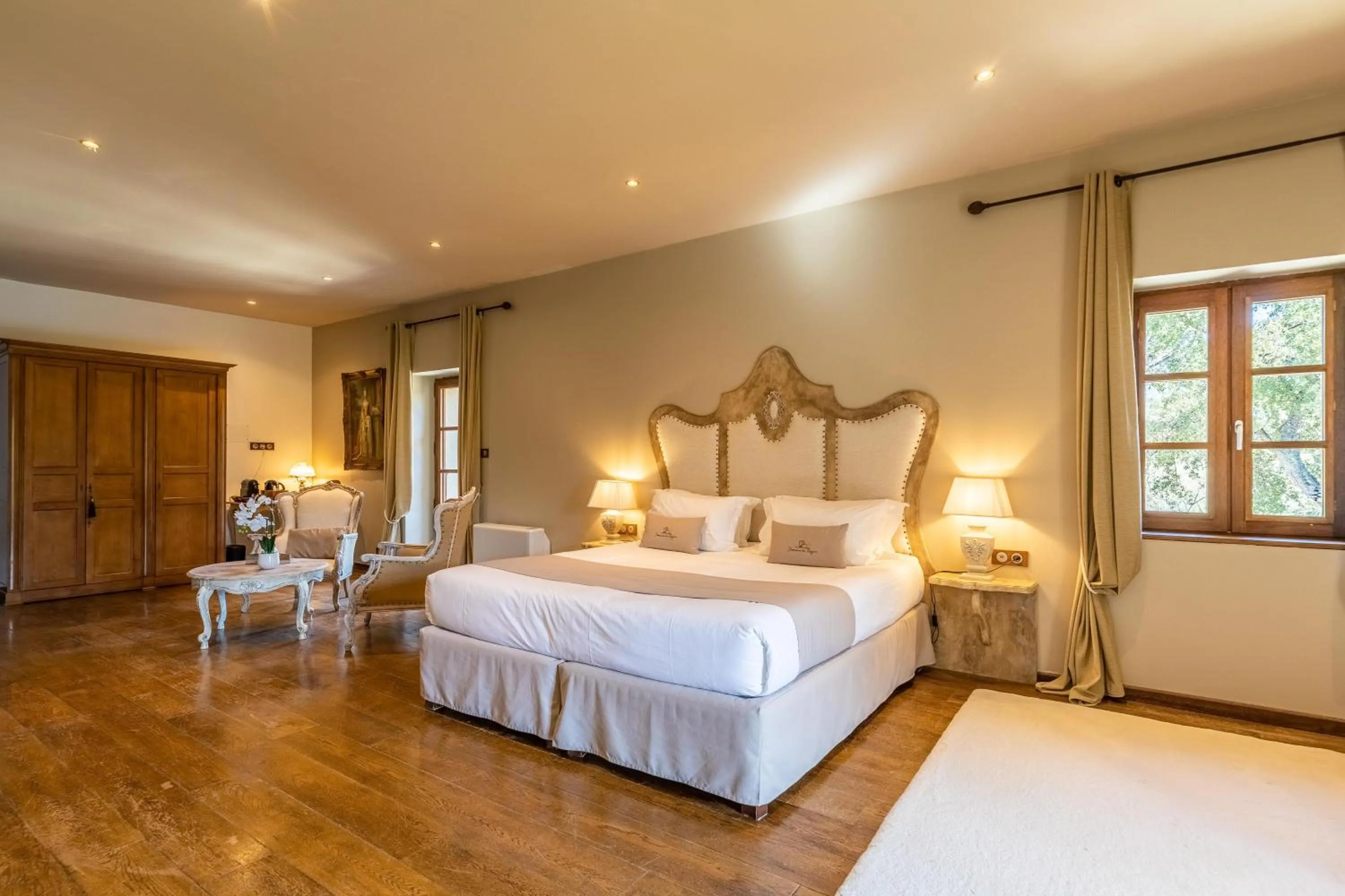 Bed in Domaine du Reginu